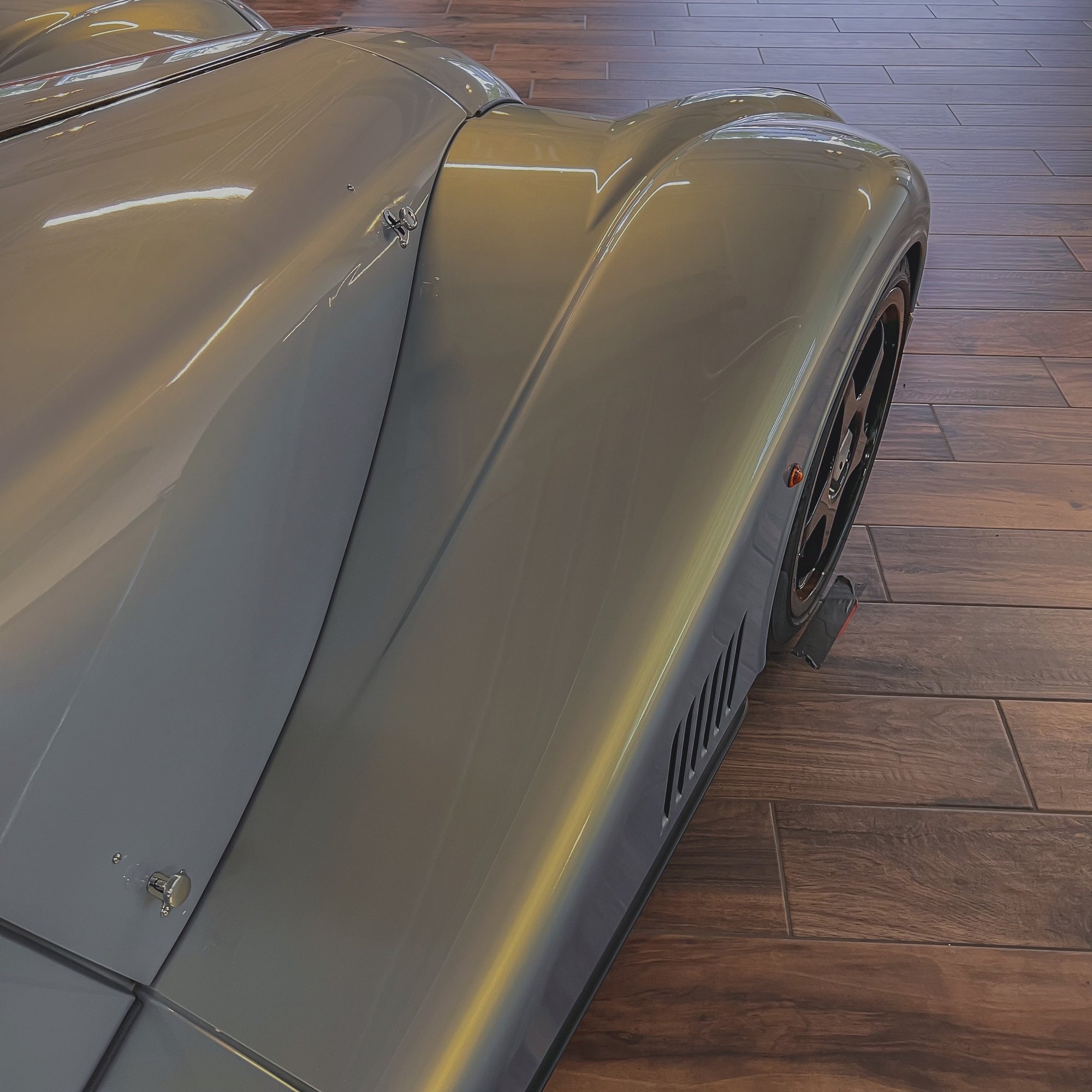 Morgan Aero 8 MK1 4.4 V8 Manual - Cloud silver