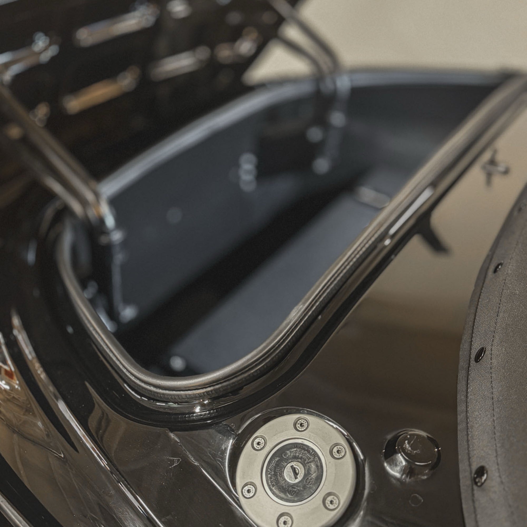 SOLD - Morgan Aero 8 BMW 4.8 Ltr V8 - Morgan Port Black