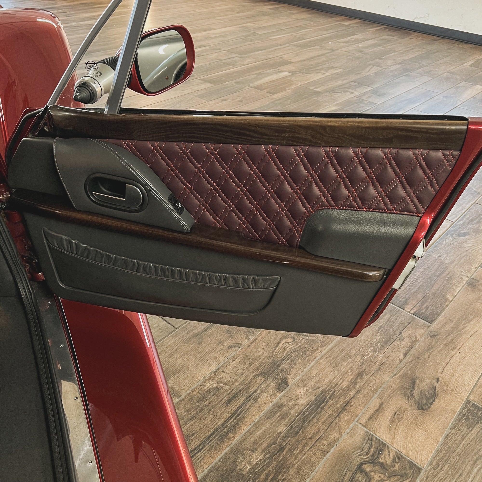 Morgan MK 3 Aero 8 - Crimson Chrome