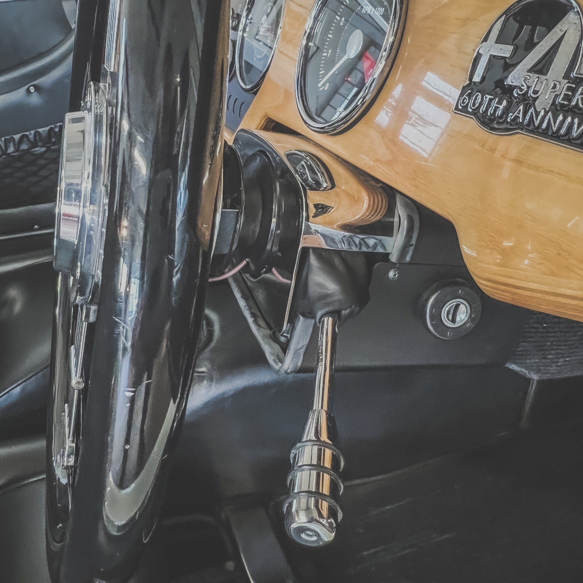 Morgan Plus 4 Super Sport No. 55 of 62 - Morgan old English white Interior