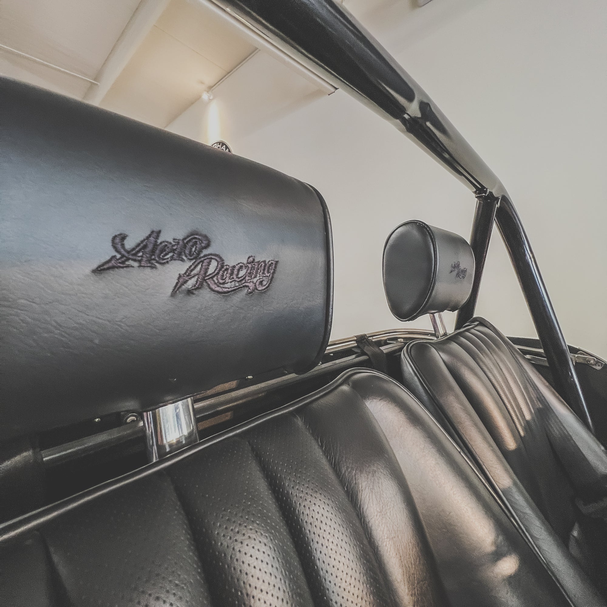 Morgan Plus 4 Super Sport No. 55 of 62 - Morgan old English white Interior