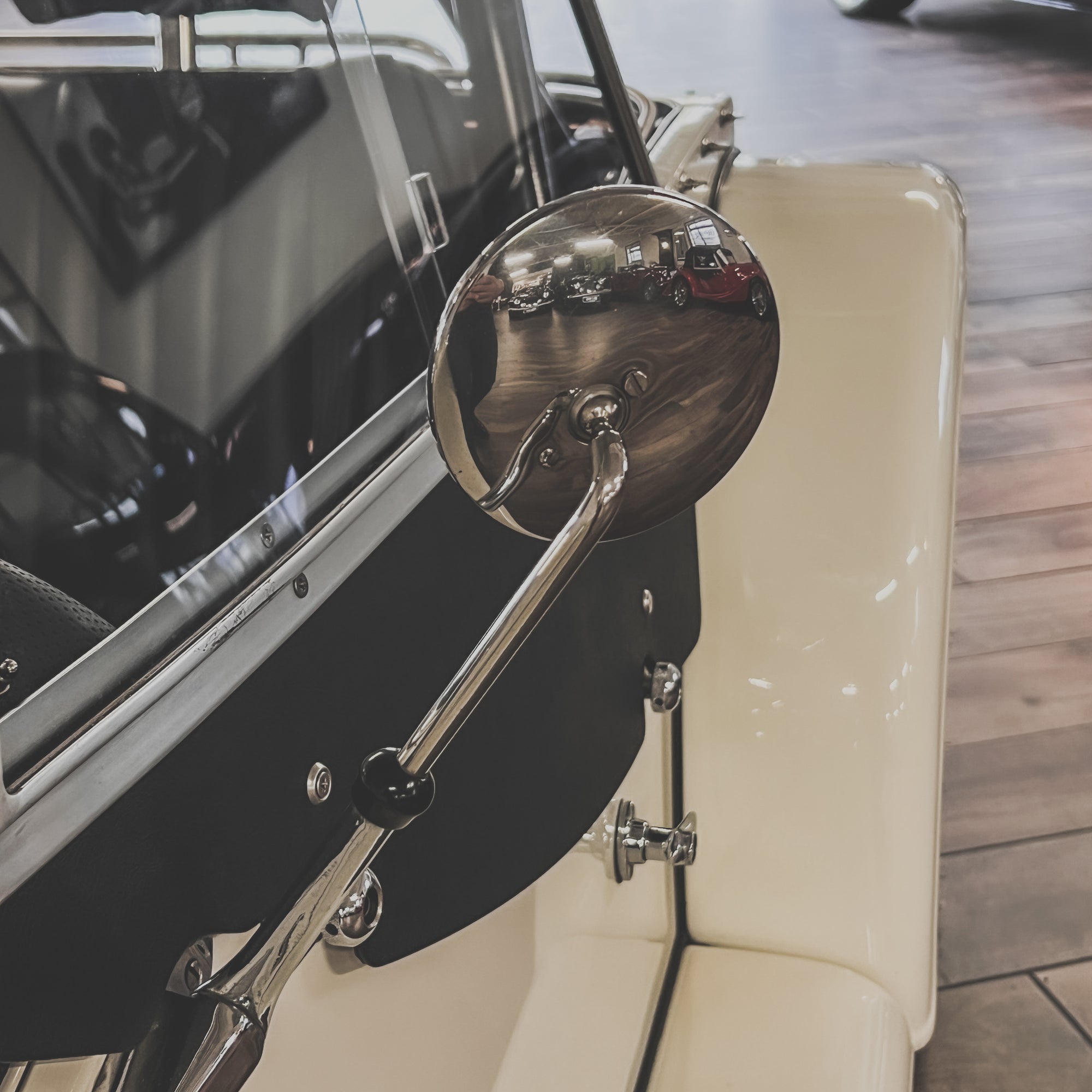 Morgan Plus 4 Super Sport No. 55 of 62 - Morgan old English white Interior