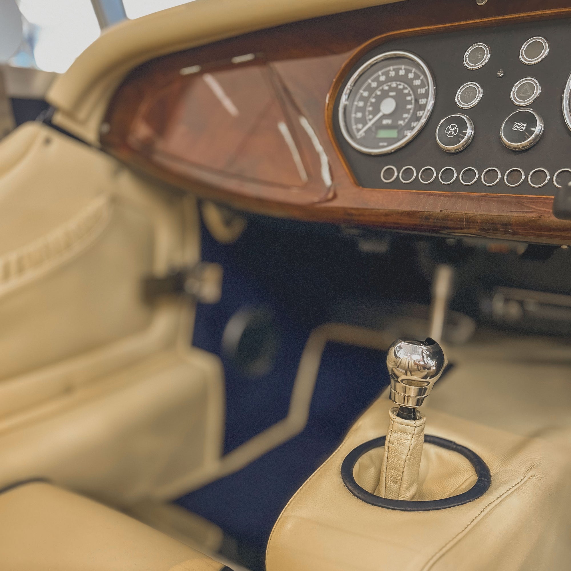 Morgan Plus 4 Ford 2.0 Twin Cam 16V - Midnight Blue Metallic