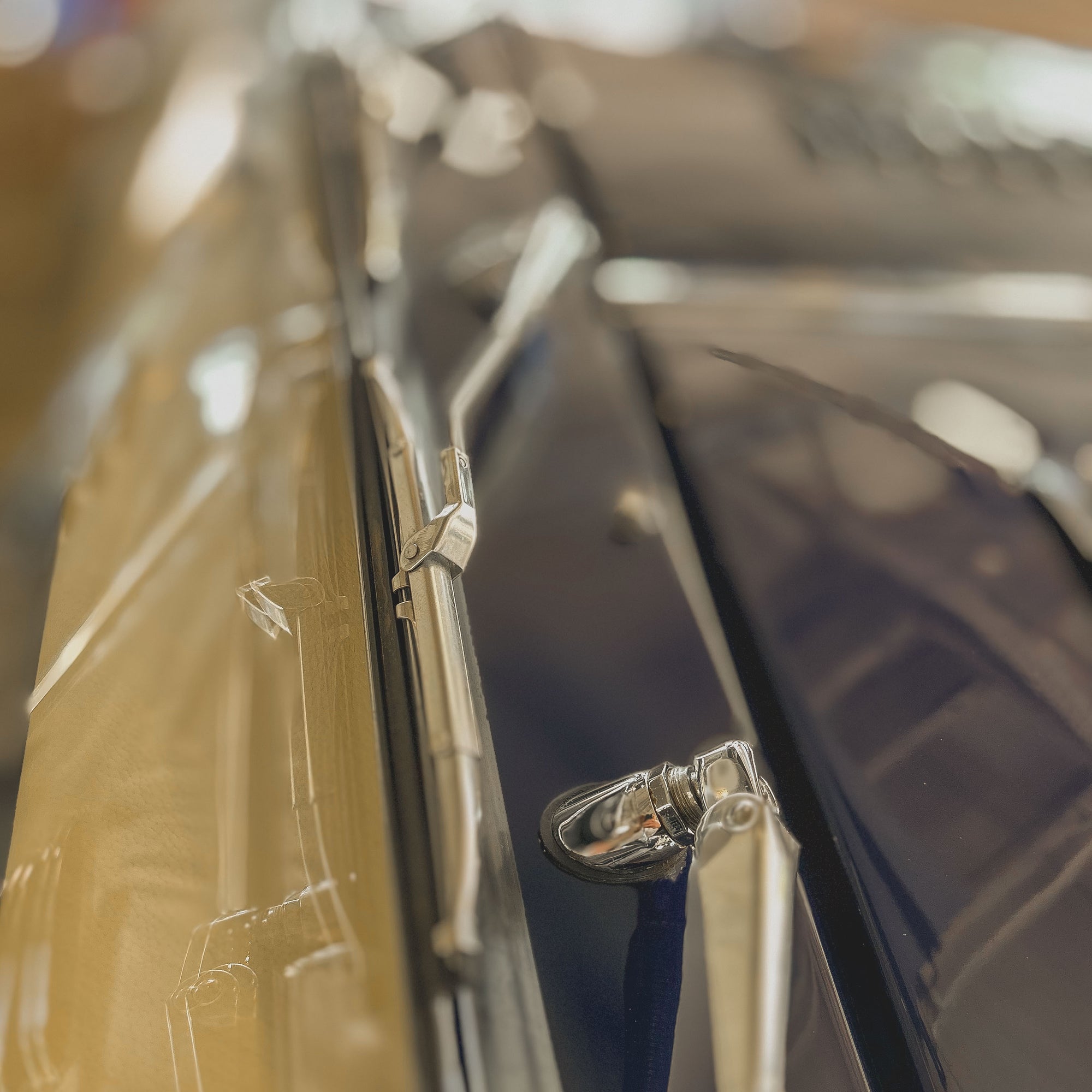 Morgan Plus 4 Ford 2.0 Twin Cam 16V - Midnight Blue Metallic