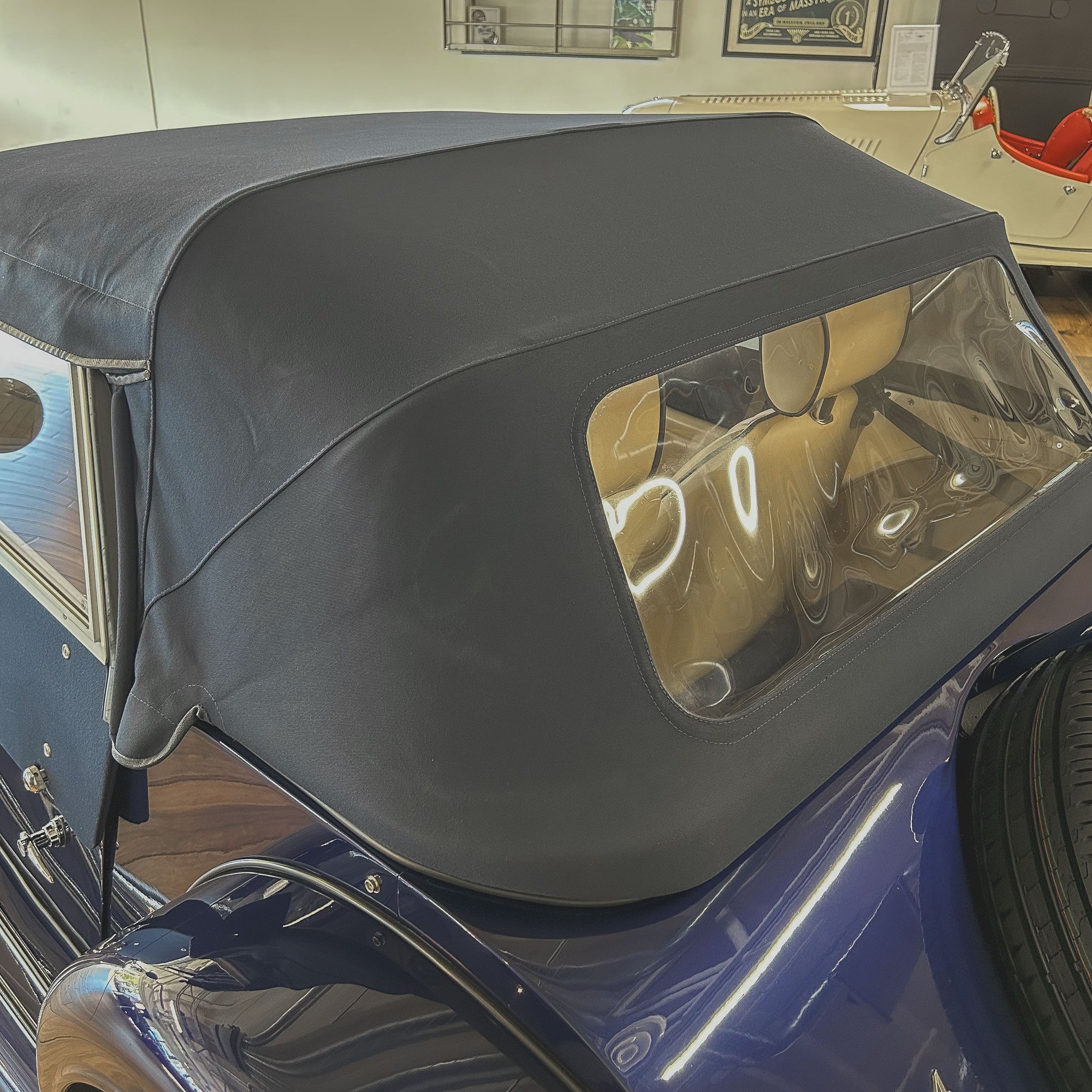 Morgan Plus 4 Ford 2.0 Twin Cam 16V - Midnight Blue Metallic