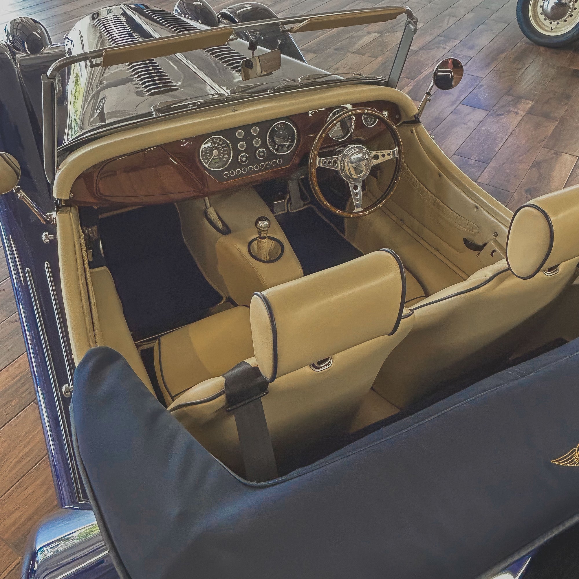 Morgan Plus 4 Ford 2.0 Twin Cam 16V - Midnight Blue Metallic