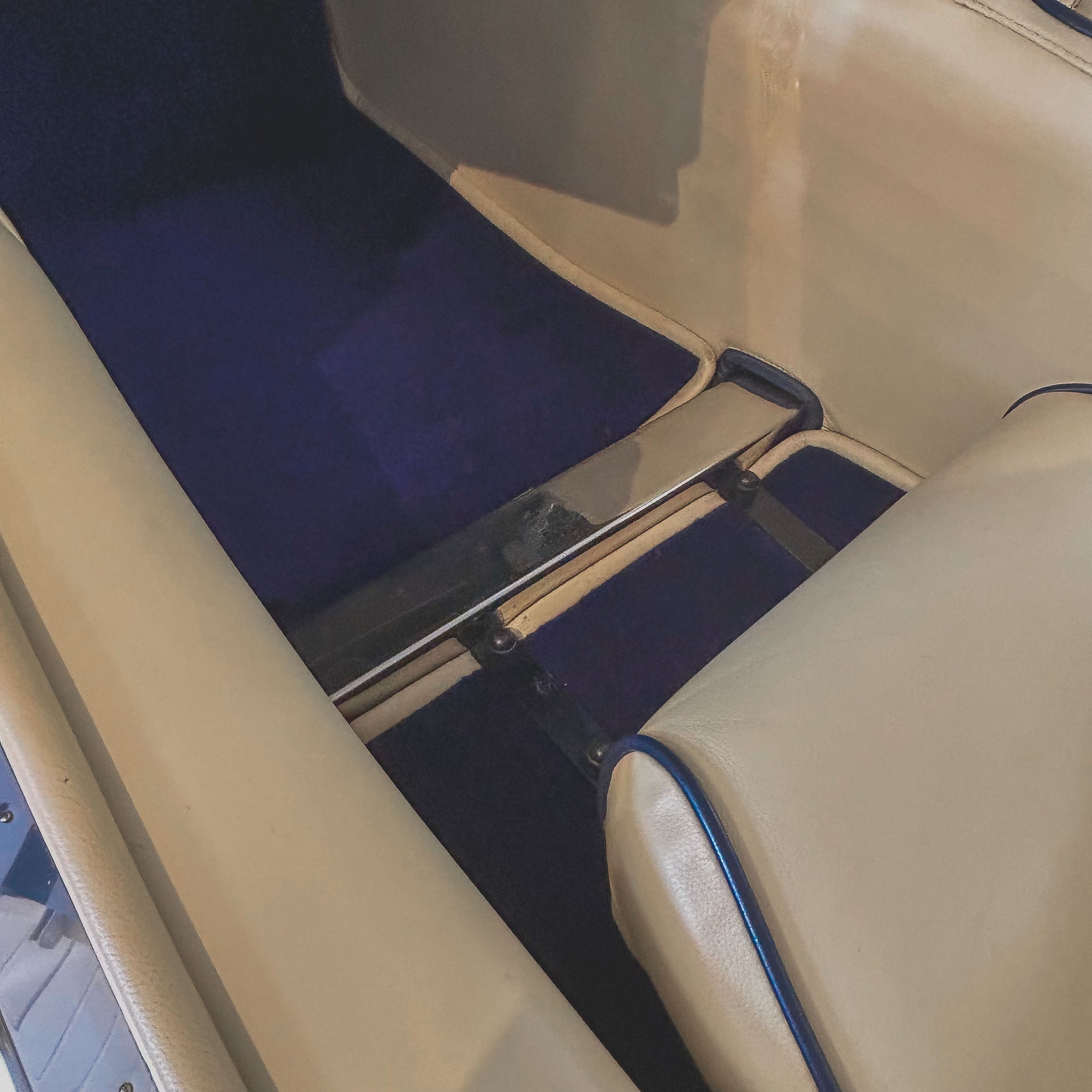 Morgan Plus 4 Ford 2.0 Twin Cam 16V - Midnight Blue Metallic