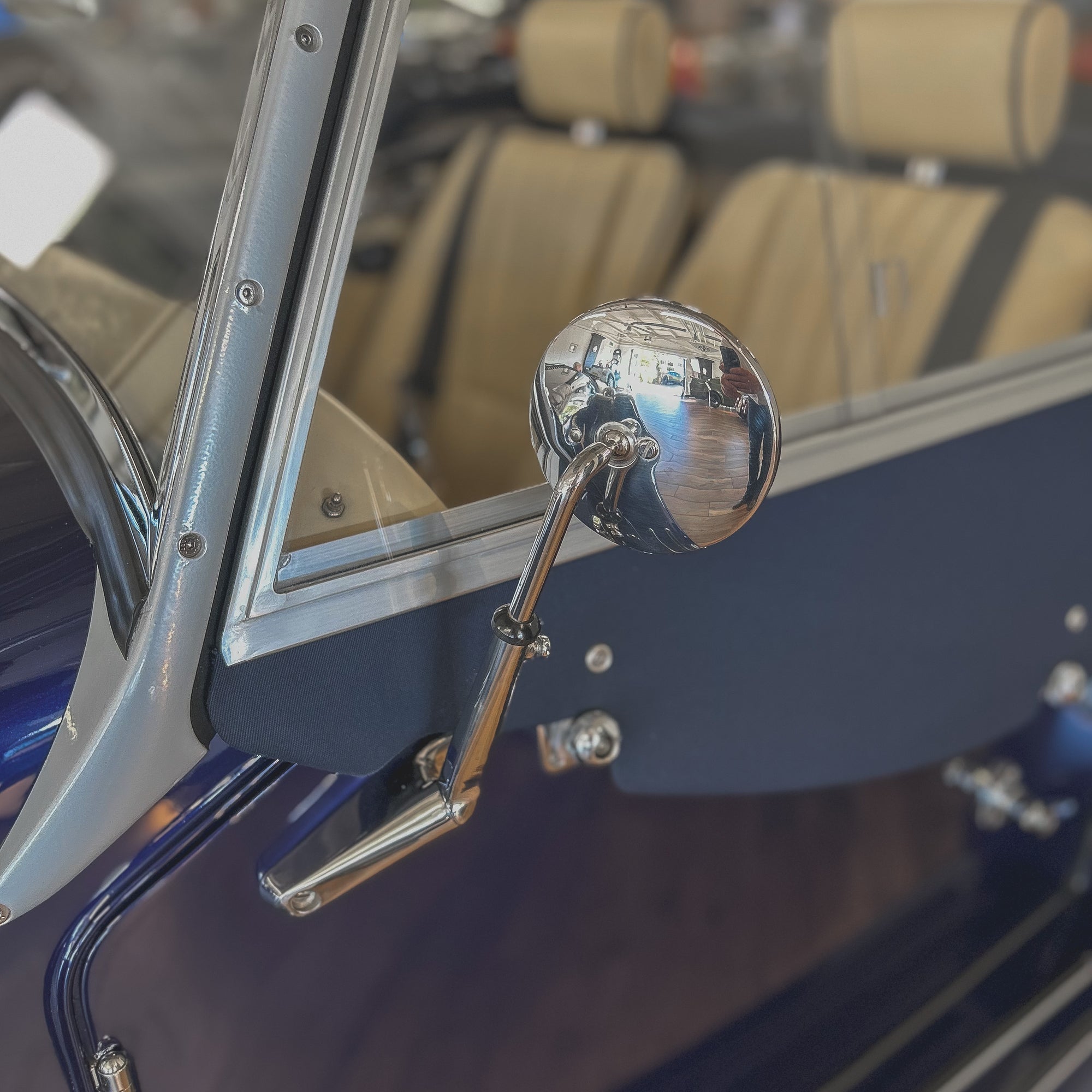 Morgan Plus 4 Ford 2.0 Twin Cam 16V - Midnight Blue Metallic