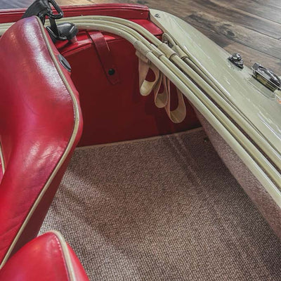 Morgan Plus 8 - Old English White