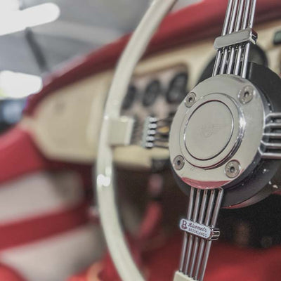 Morgan Plus 8 - Old English White