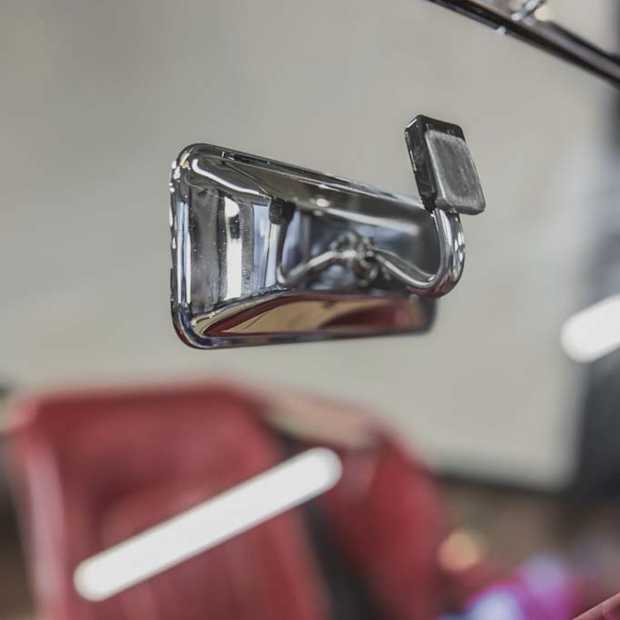 Morgan Plus 8 - Old English White