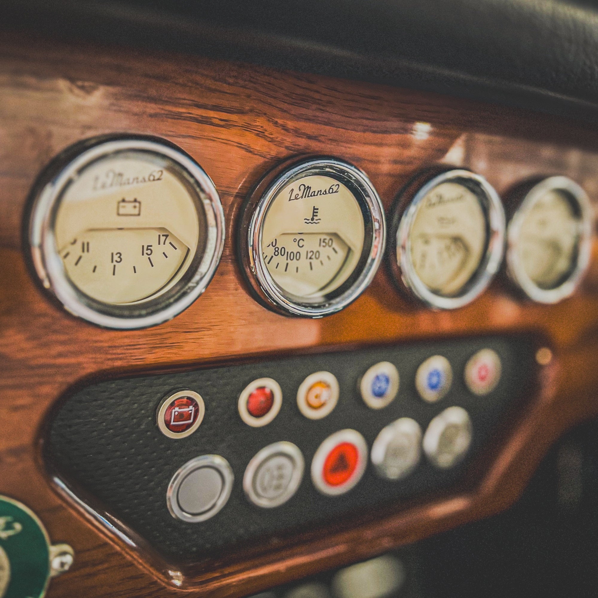 Morgan Plus 8 3.9  Ltr 190 BHP V8 - Le Mans Green