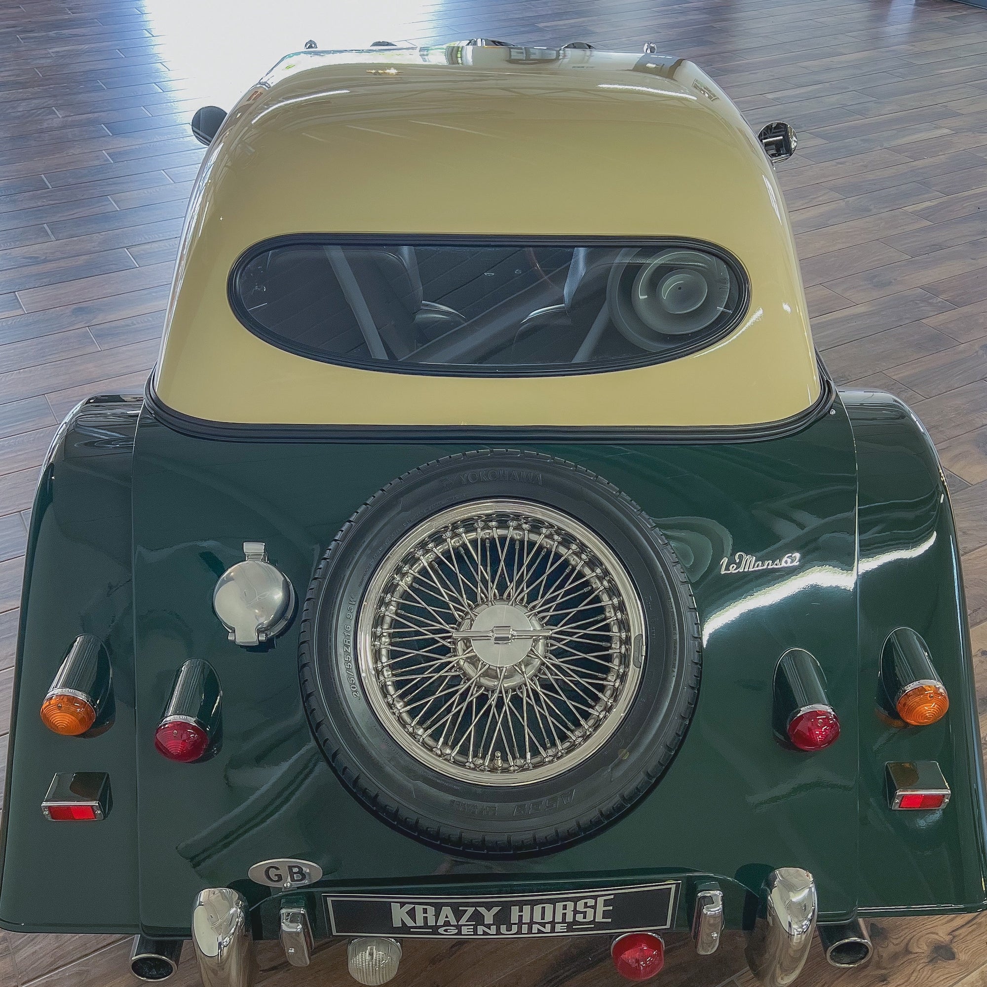 ミニカー Morgan Plus 8 1980 British Racing Green Norev 1:43 Morgan Plus 8 Baujahr 1980 british racing grün