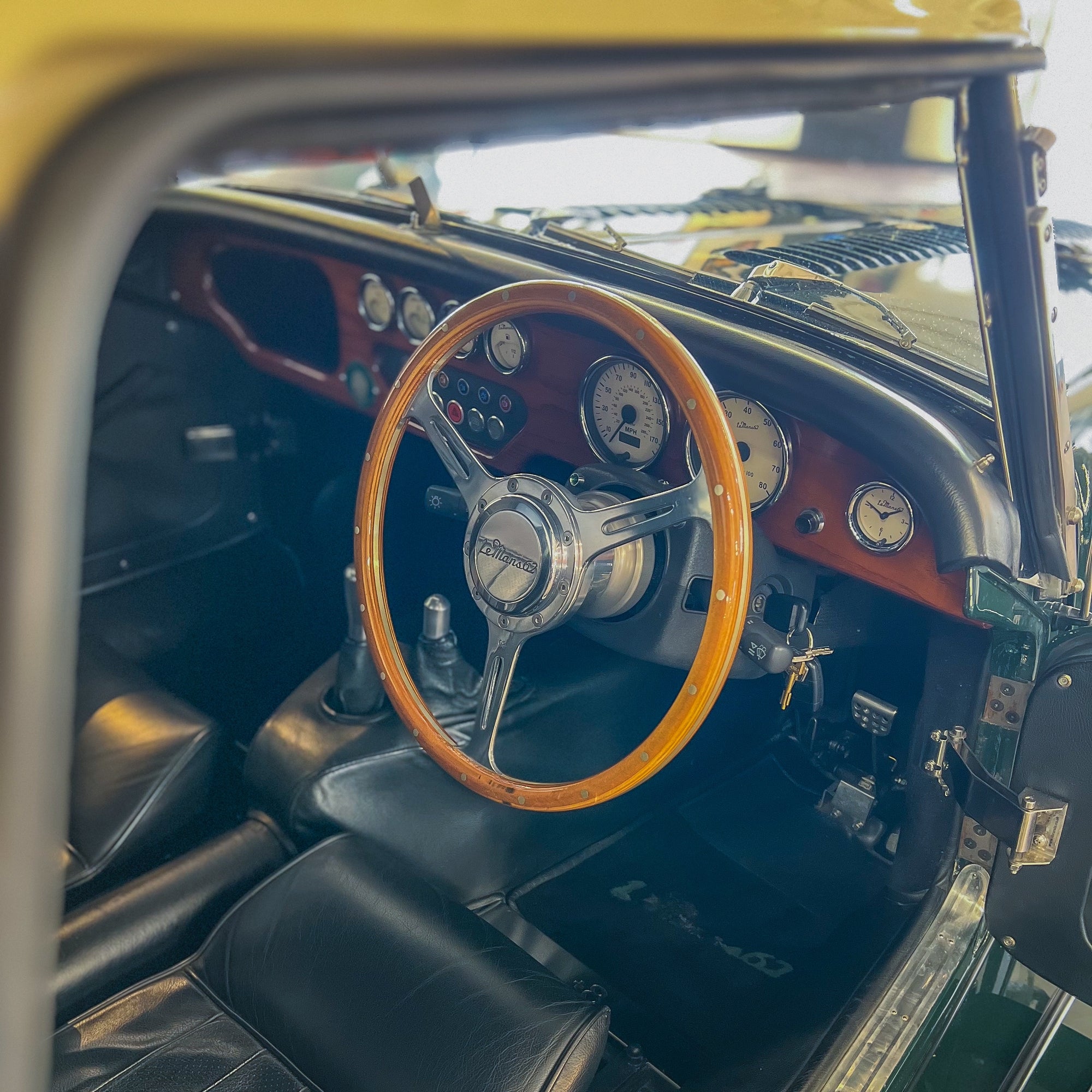 Morgan Plus 8 3.9  Ltr 190 BHP V8 - Le Mans Green