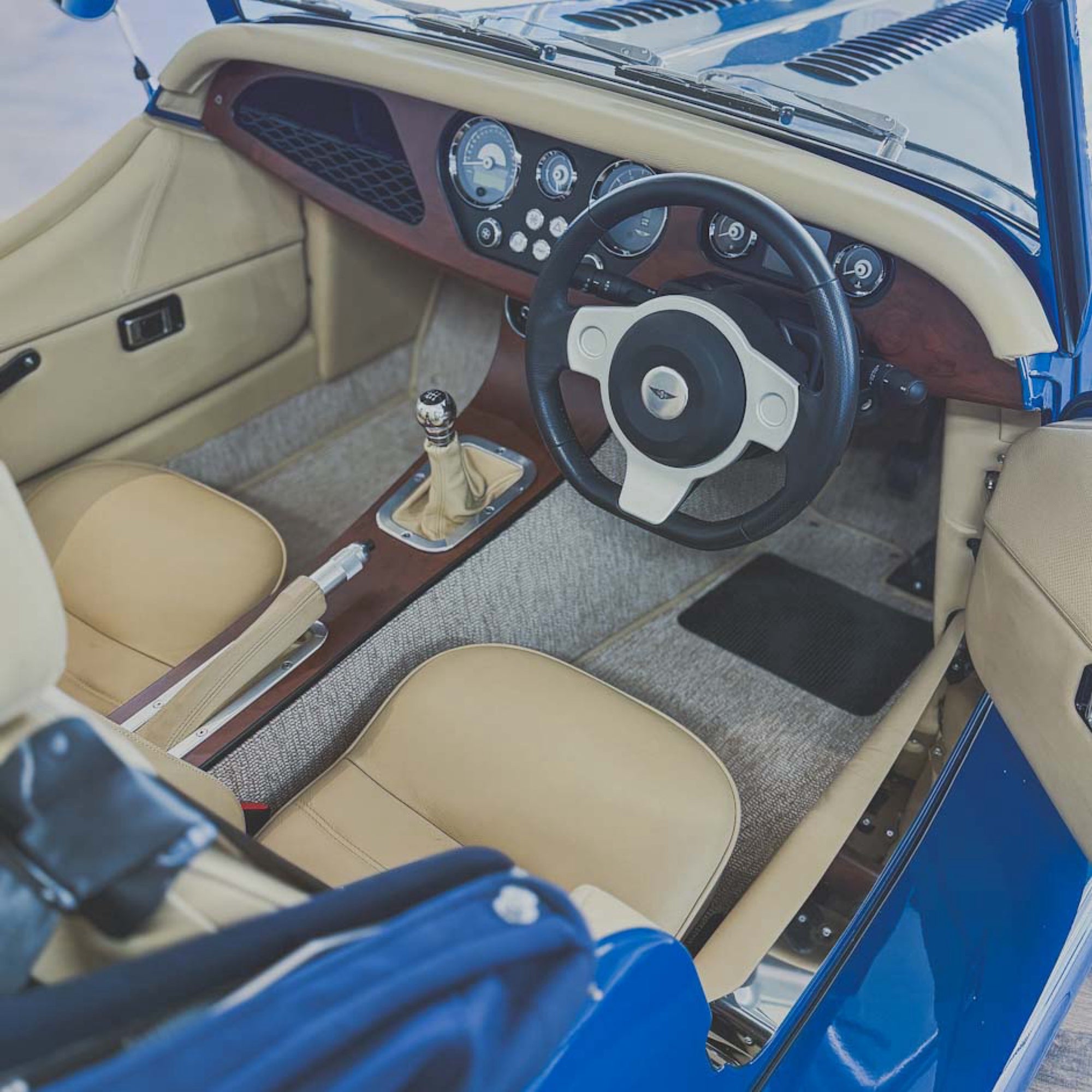 Morgan Plus Four - Lagoon Blue