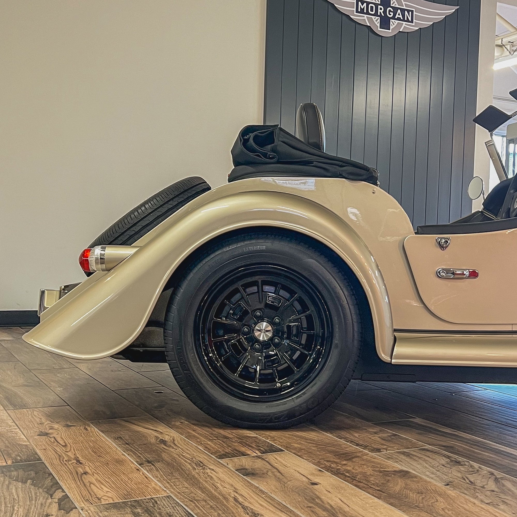 Morgan Plus Four - Morgan White Gold