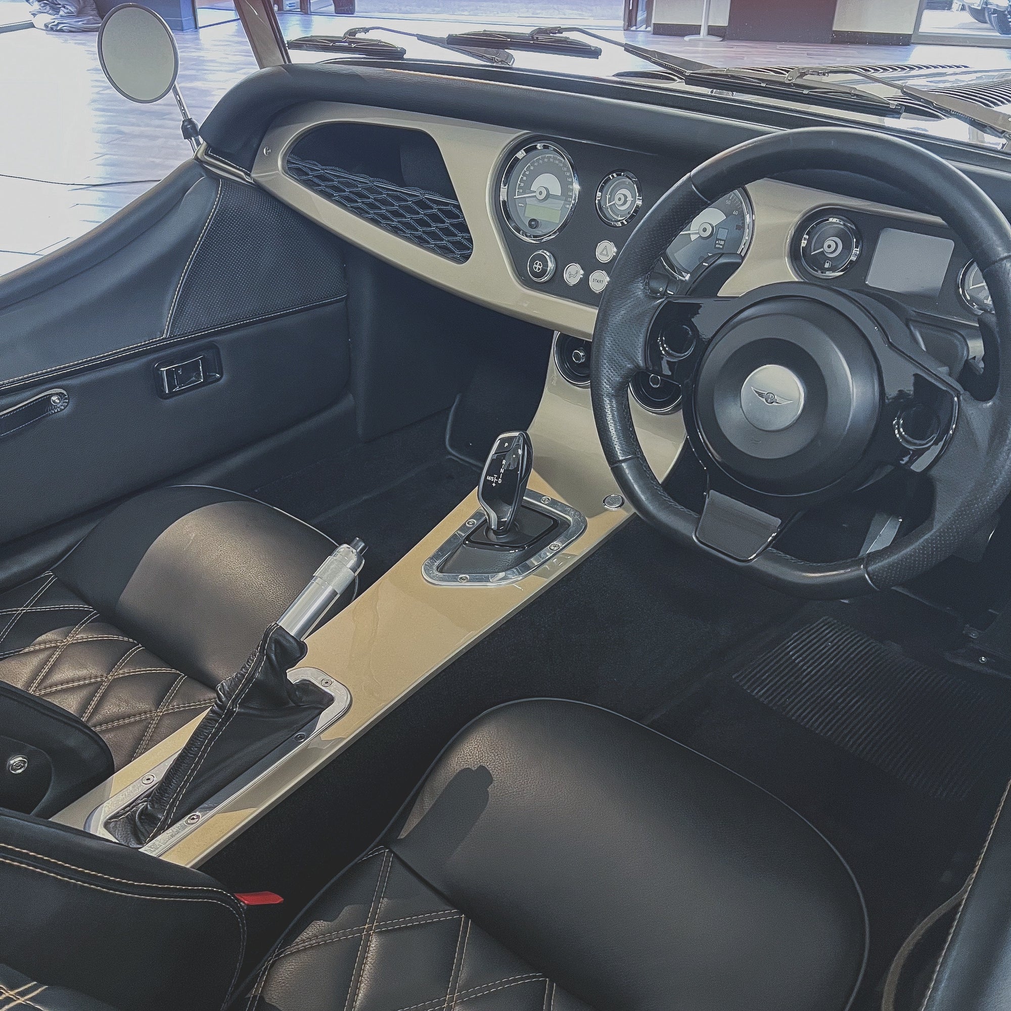 SOLD - Morgan Plus Four - Morgan White Gold