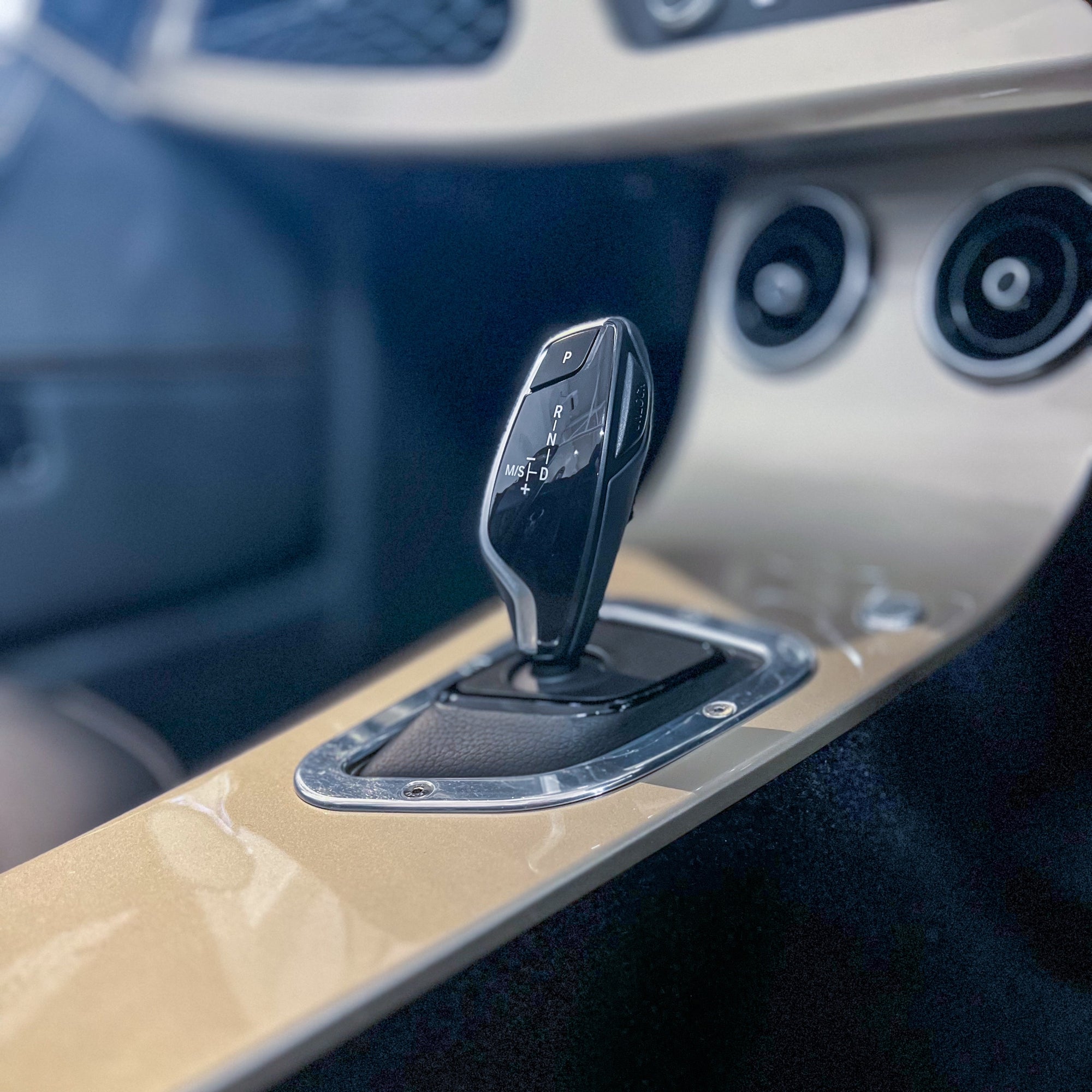 SOLD - Morgan Plus Four - Morgan White Gold