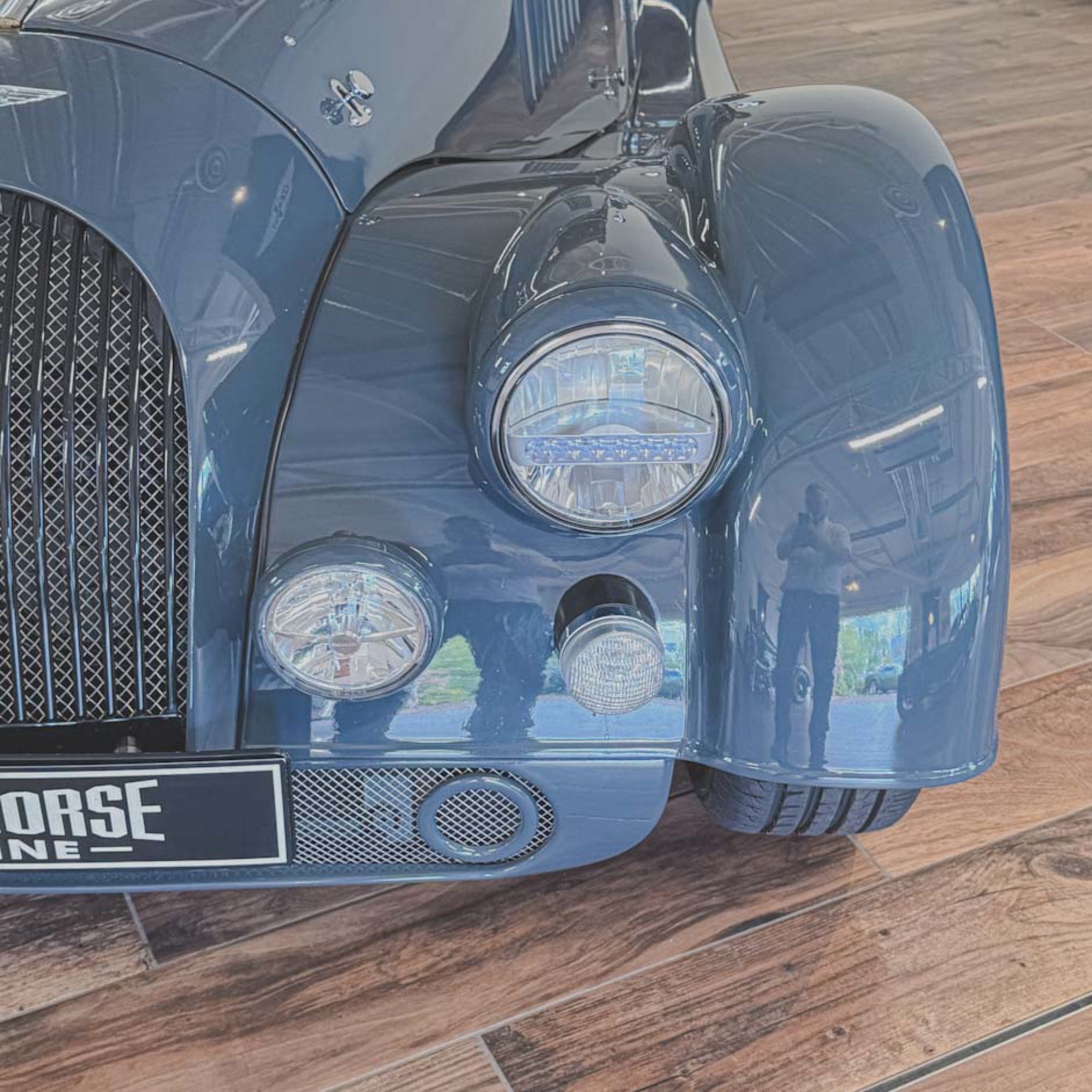 Morgan Plus Four Man - Vintage Dark Grey