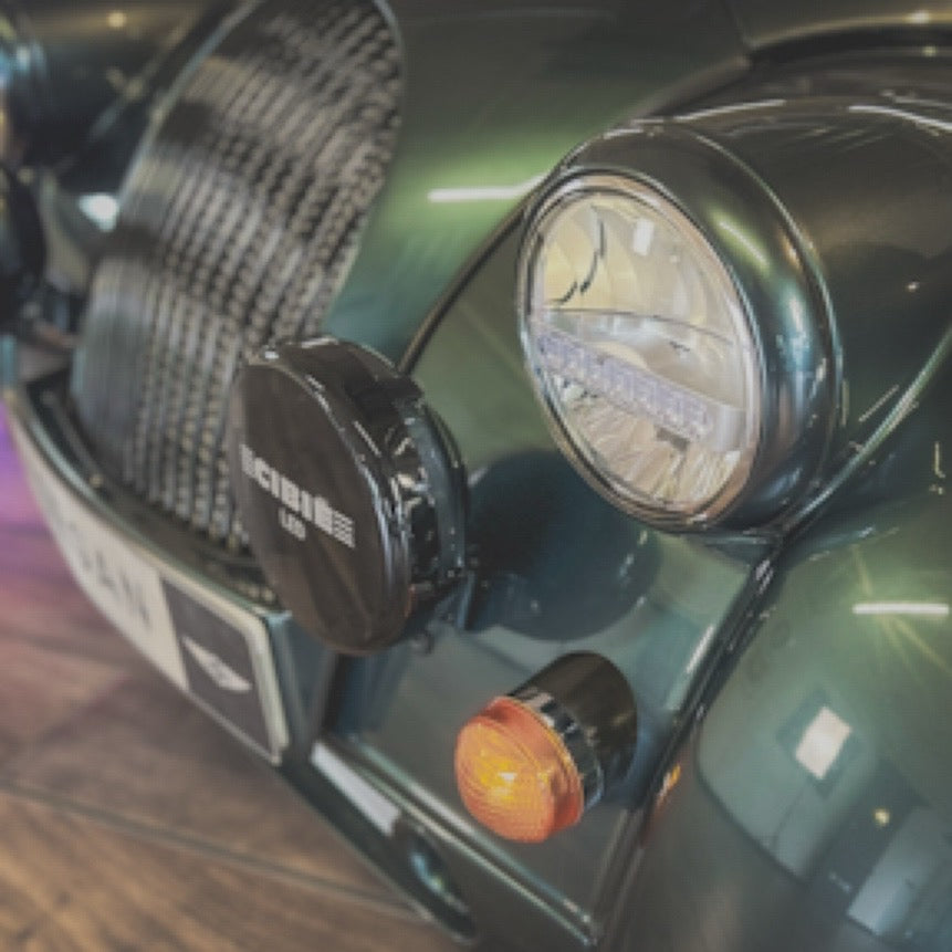 Morgan Plus Six - Porsche Aventurine Green