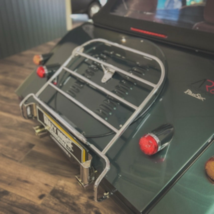 Morgan Plus Six - Porsche Aventurine Green