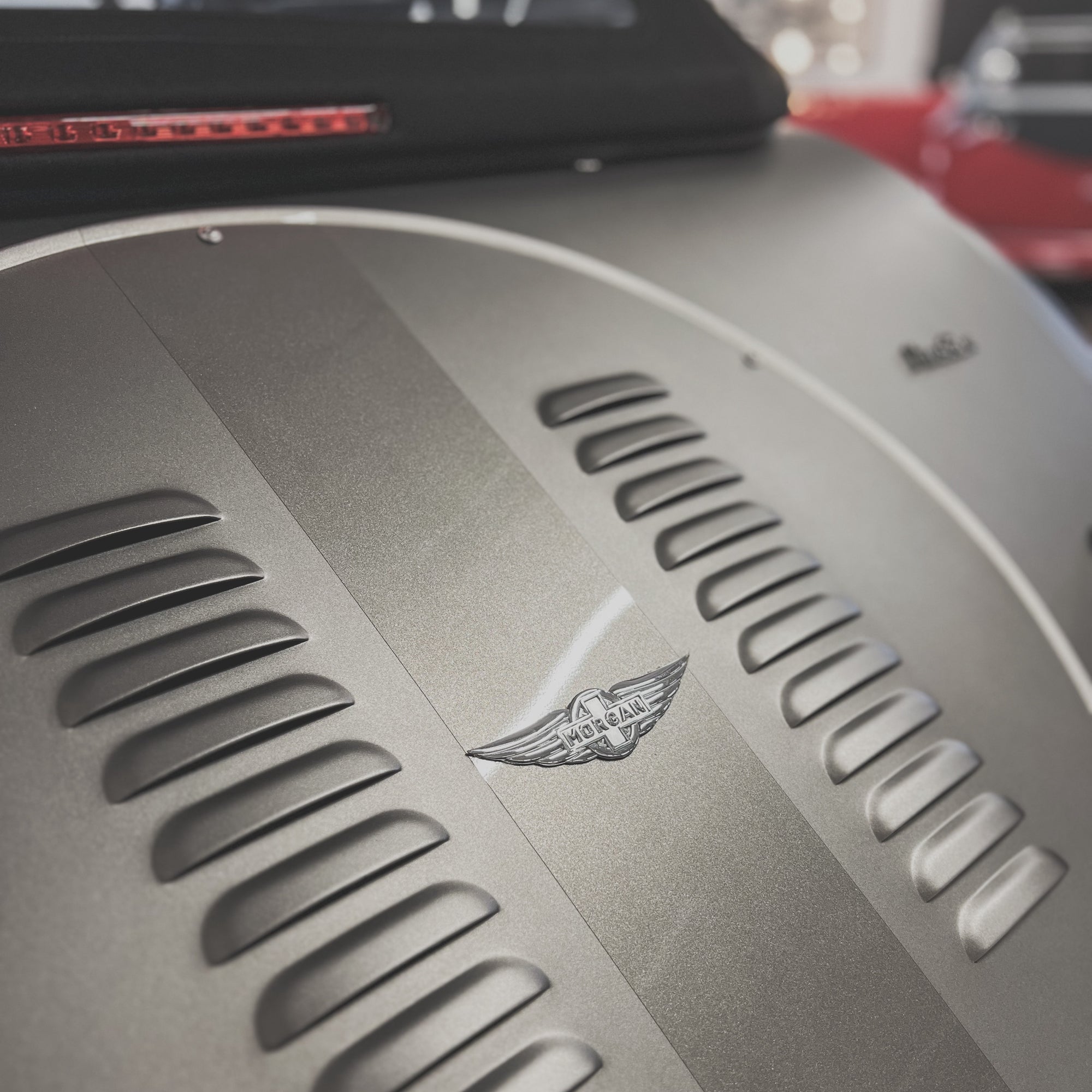 Morgan Plus Six - Shark Skin Satin Met