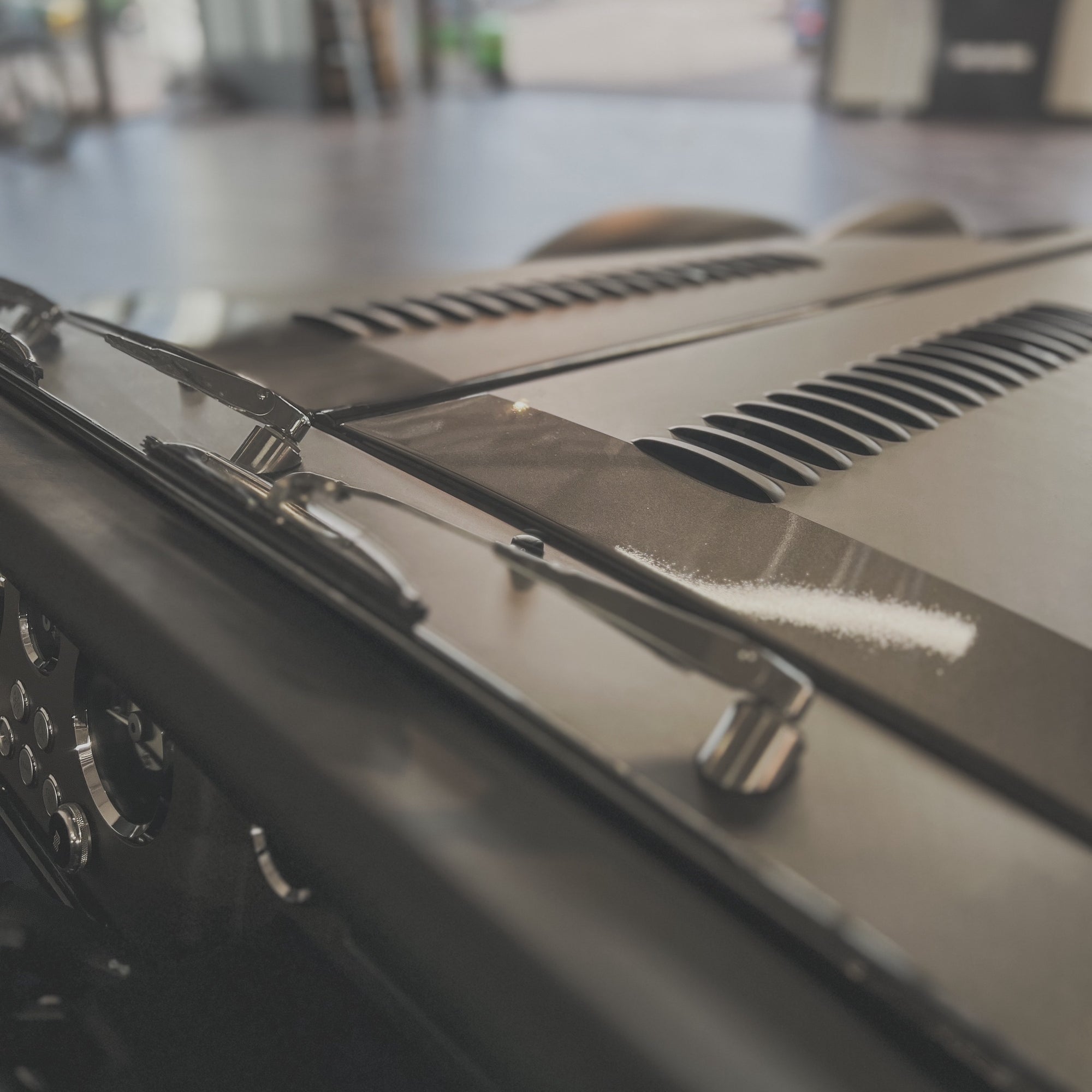 Morgan Plus Six - Tungsten Satin Matallic