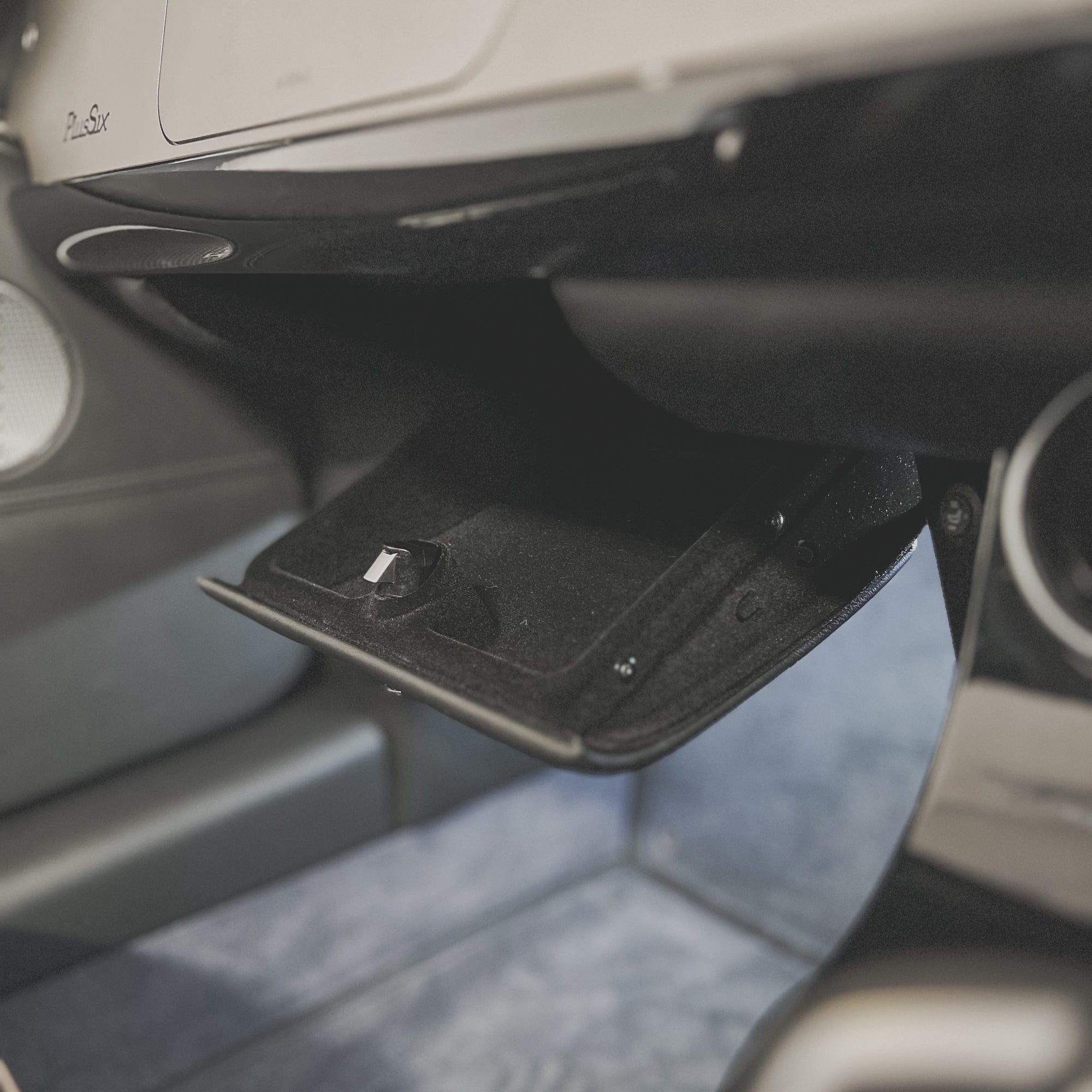 Morgan Plus Six - Tungsten Satin Matallic