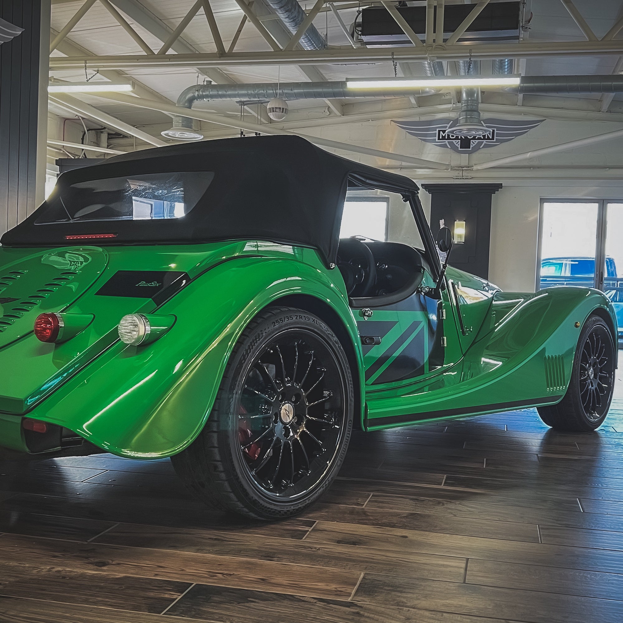 Morgan KHE (Krazy Horse Exclusive) Plus Six - Viper Green