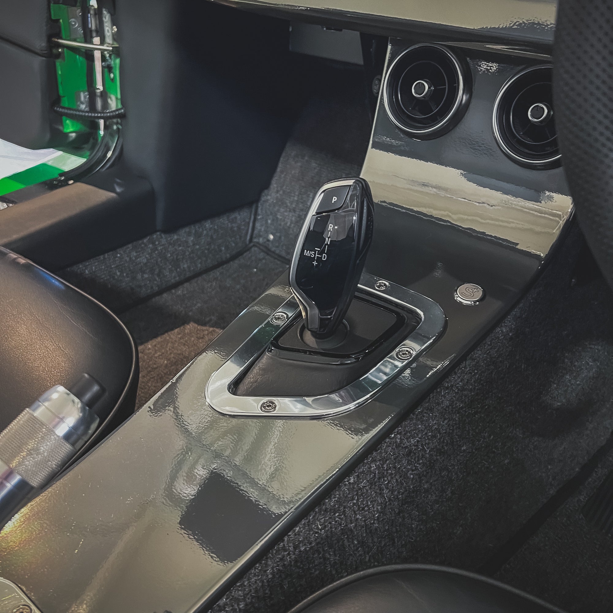 Morgan KHE (Krazy Horse Exclusive) Plus Six - Viper Green