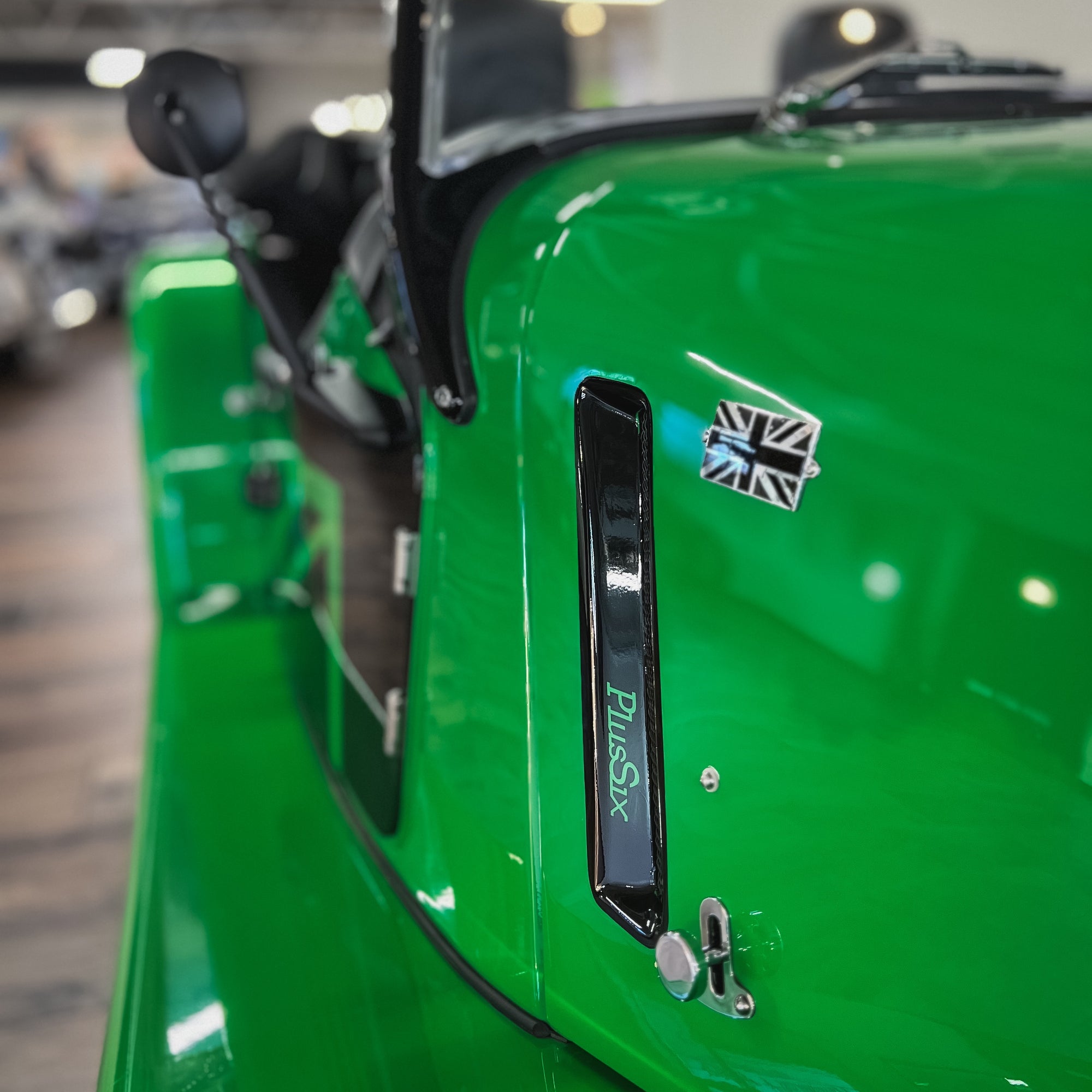 Morgan KHE (Krazy Horse Exclusive) Plus Six - Viper Green