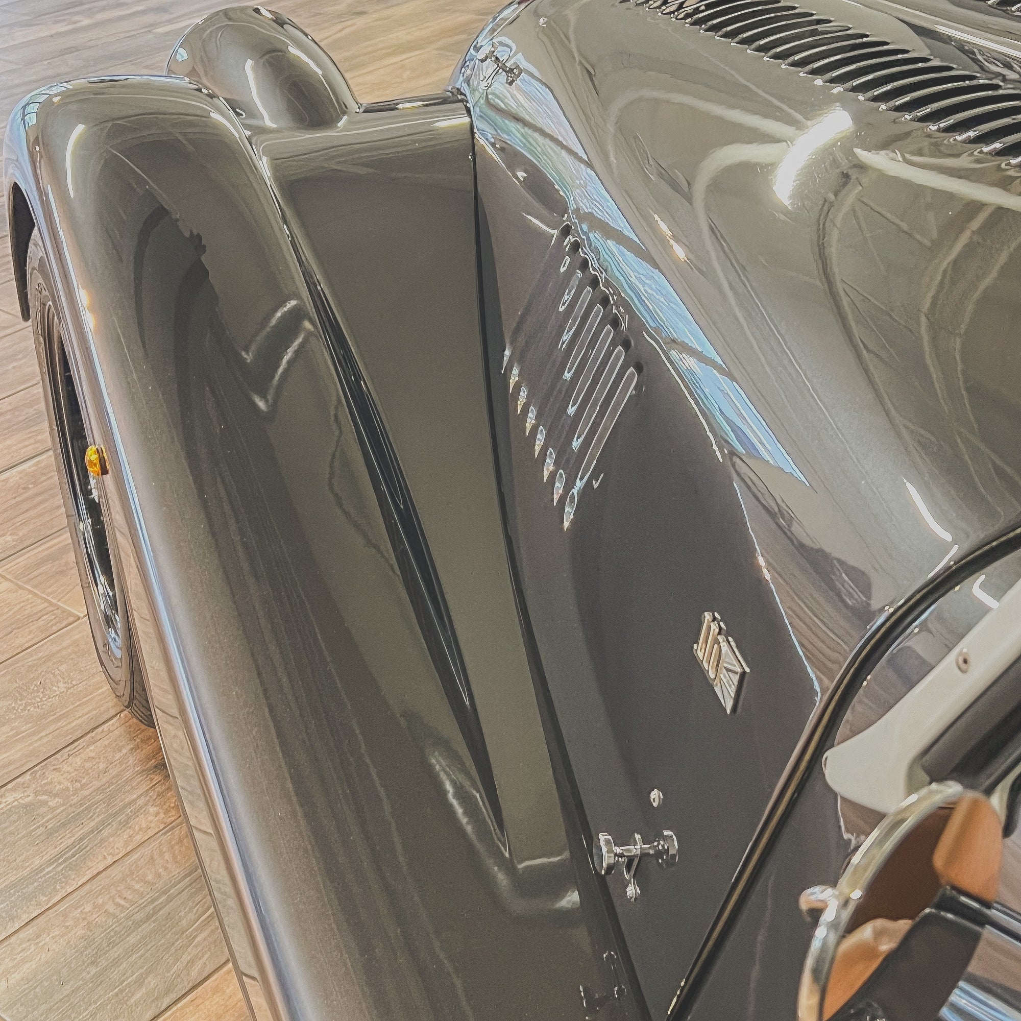 Morgan Roadster 3.7 V6 110 Edition - Morgan Dark Silver Metallic