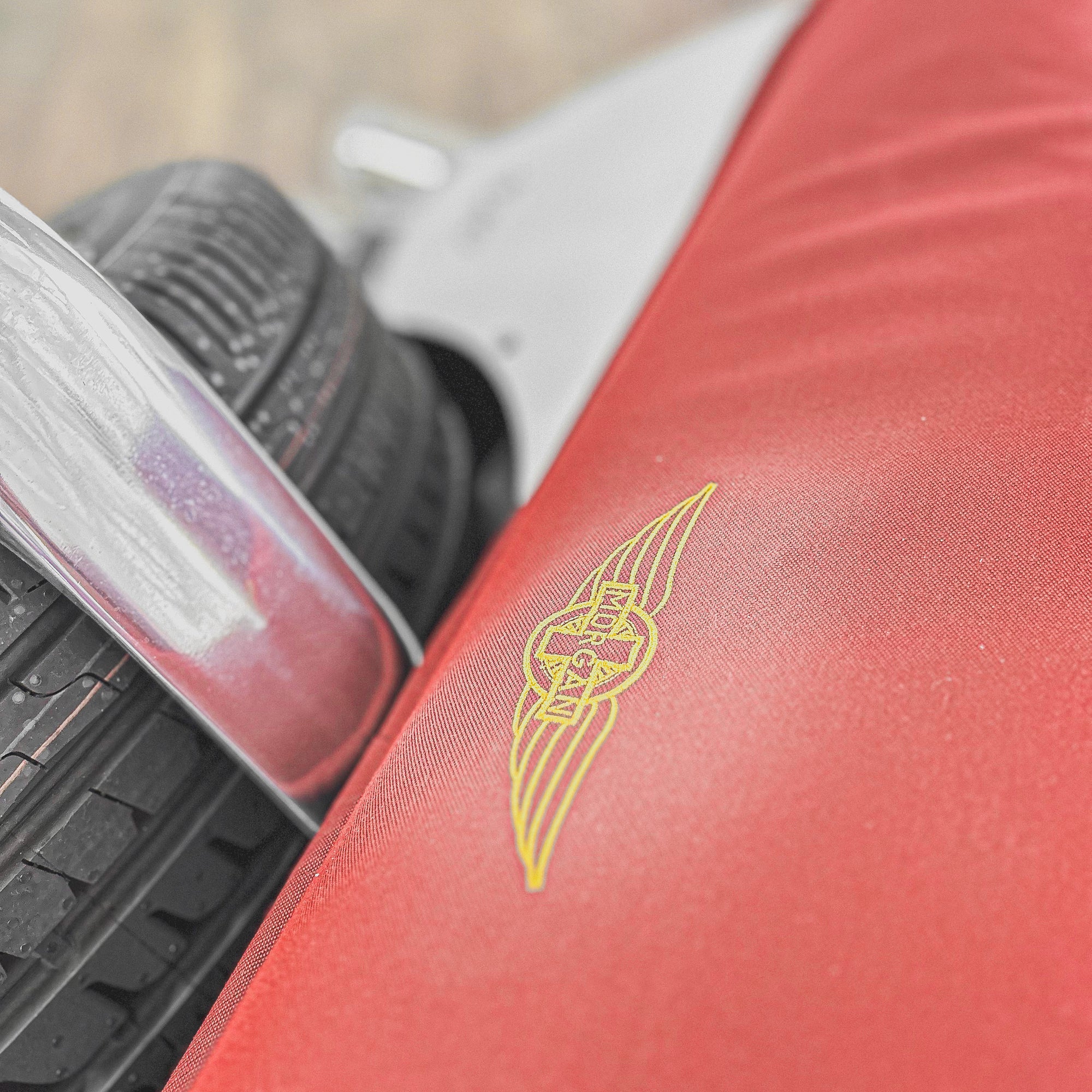 Morgan Roadster 3.7 V6 110 Edition - Hand polished Aluminium body