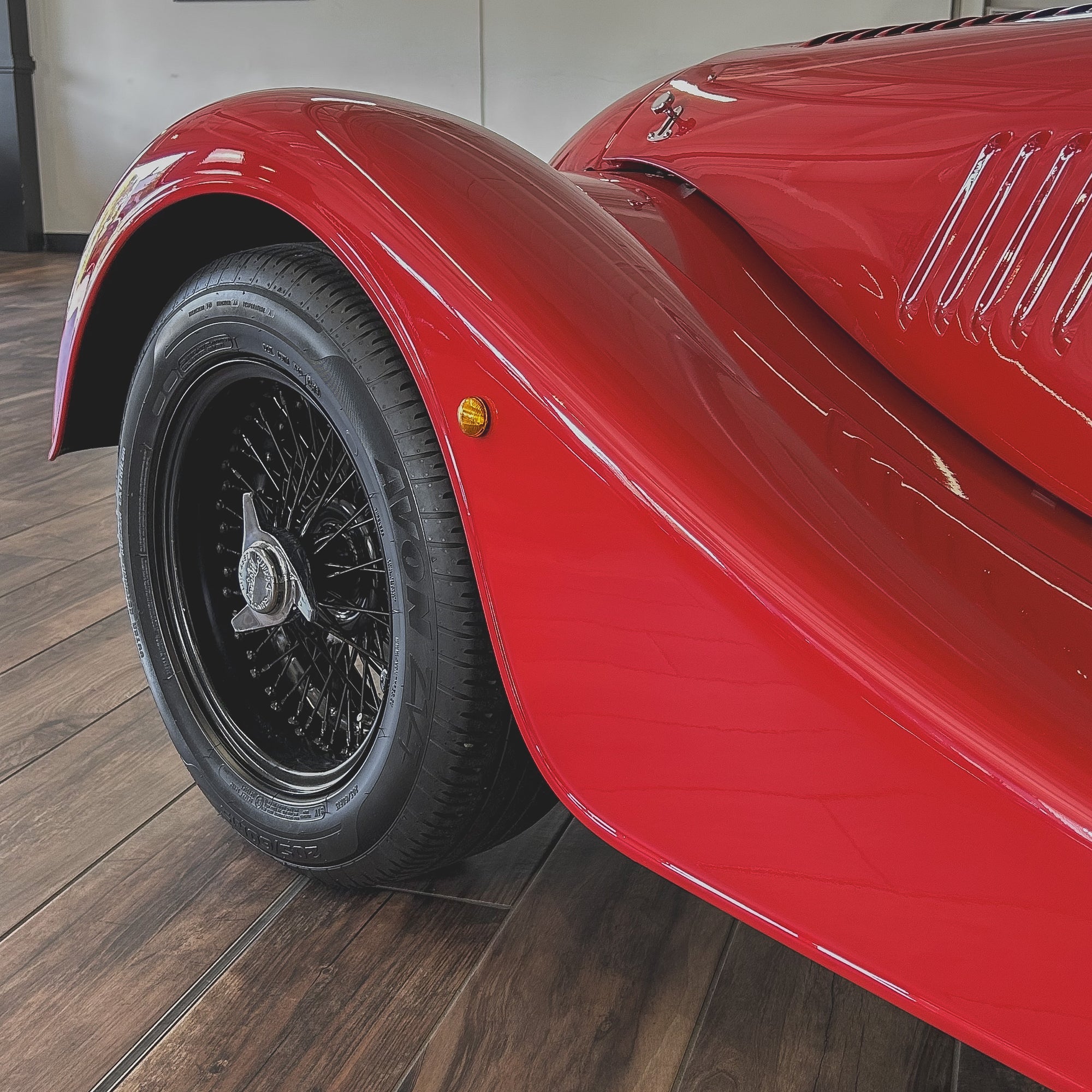 Morgan Roadster 3.7 V6 110 Edition - Morgan Sport Red