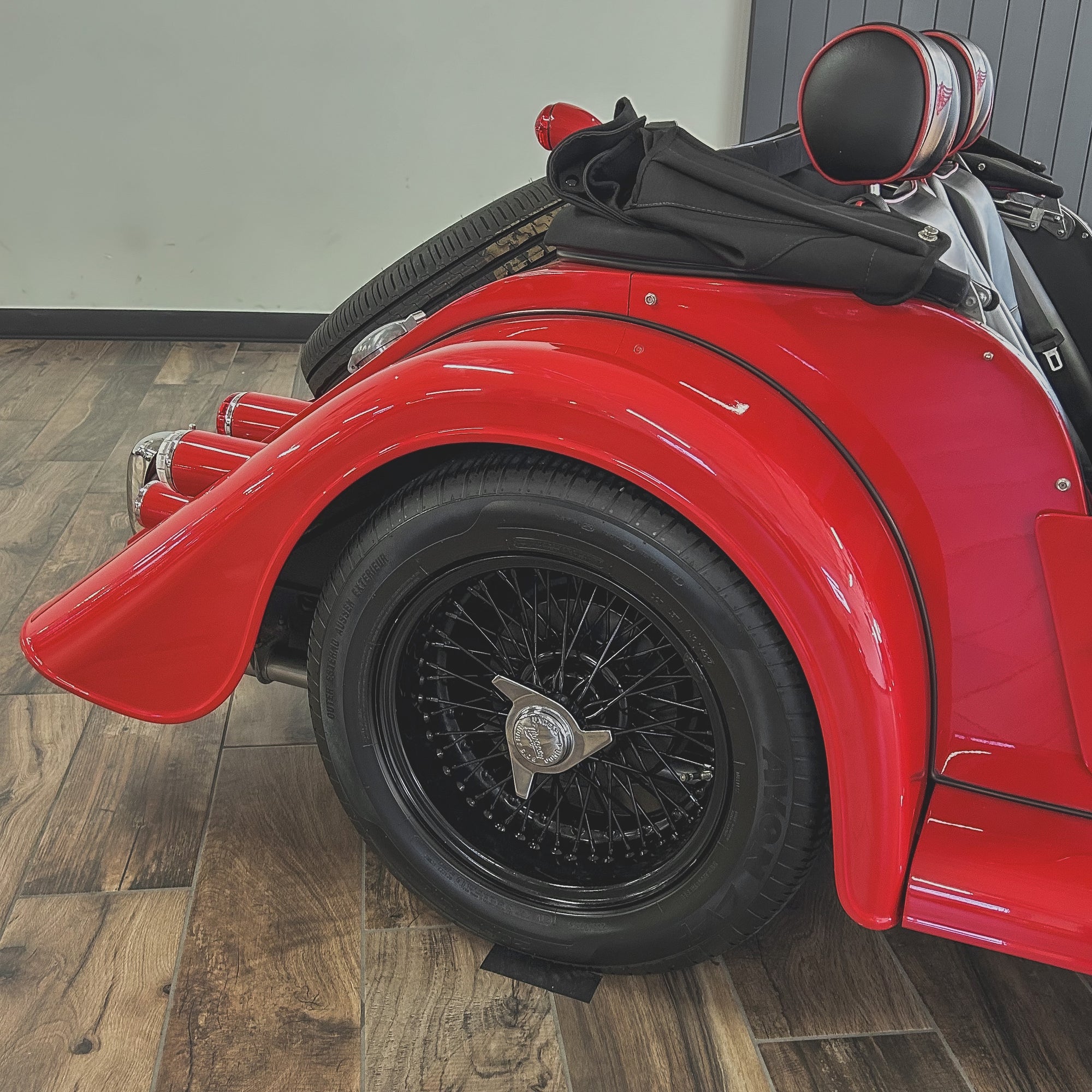 Morgan Roadster 3.7 V6 110 Edition - Morgan Sport Red