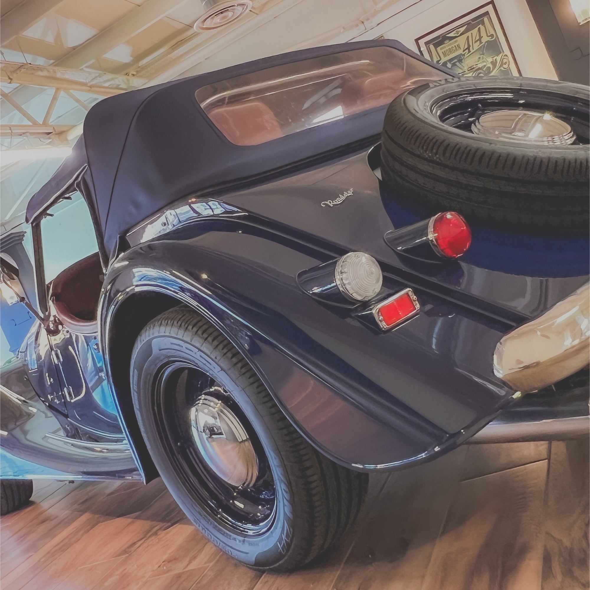 Morgan Roadster 3.0 - Morgan Indigo Blue