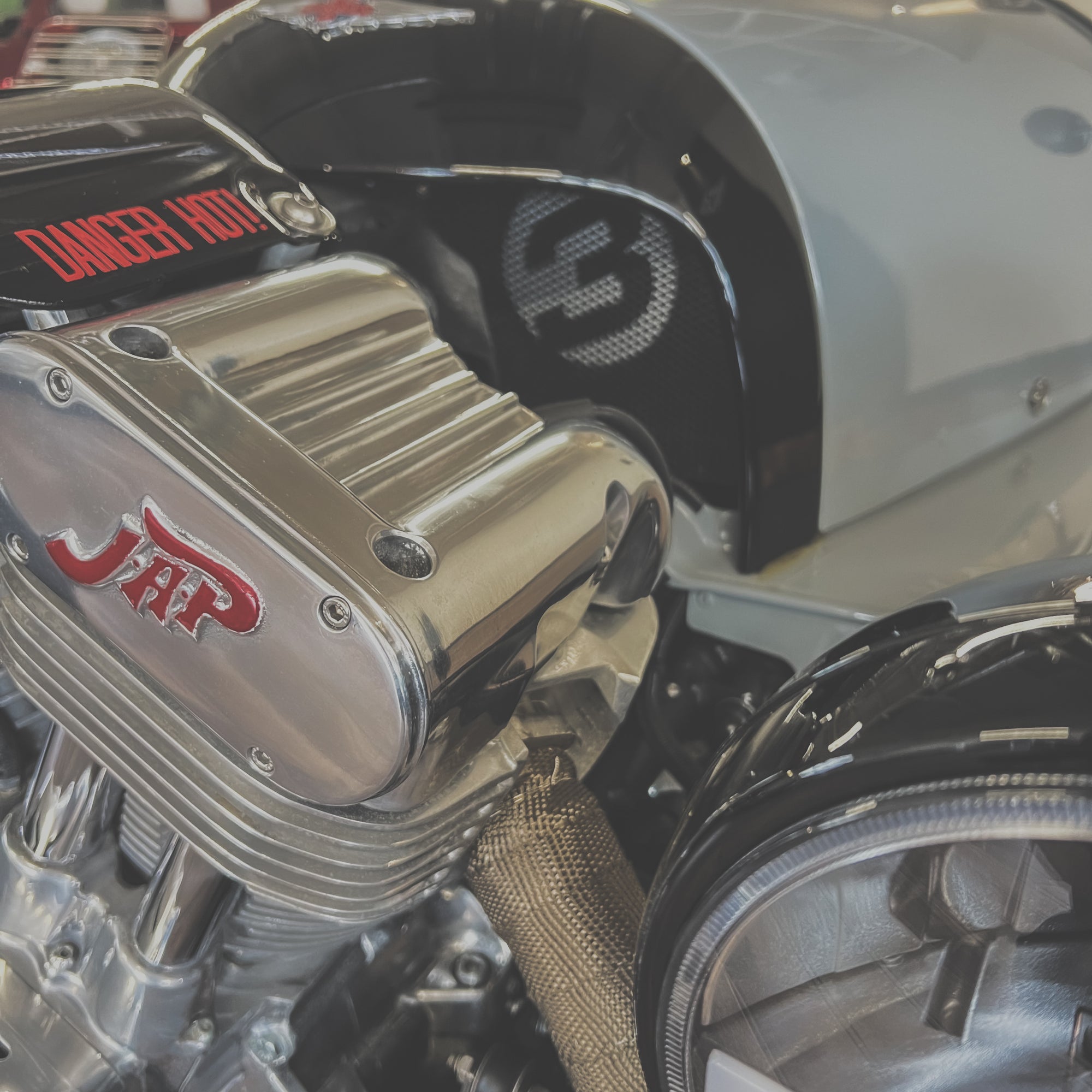 Morgan 3 Wheeler - Dove Grey