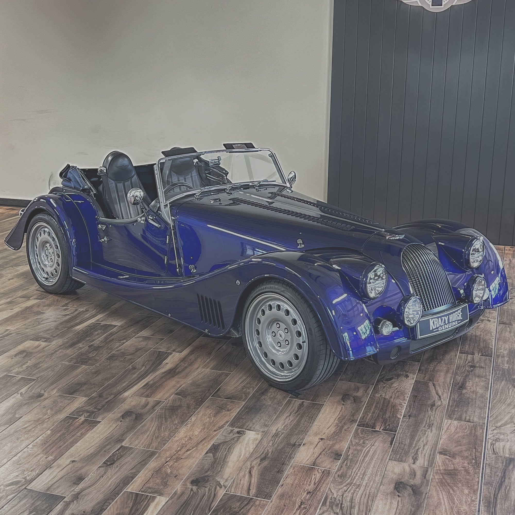 Morgan Plus 8 - Montreal Blue Pearl