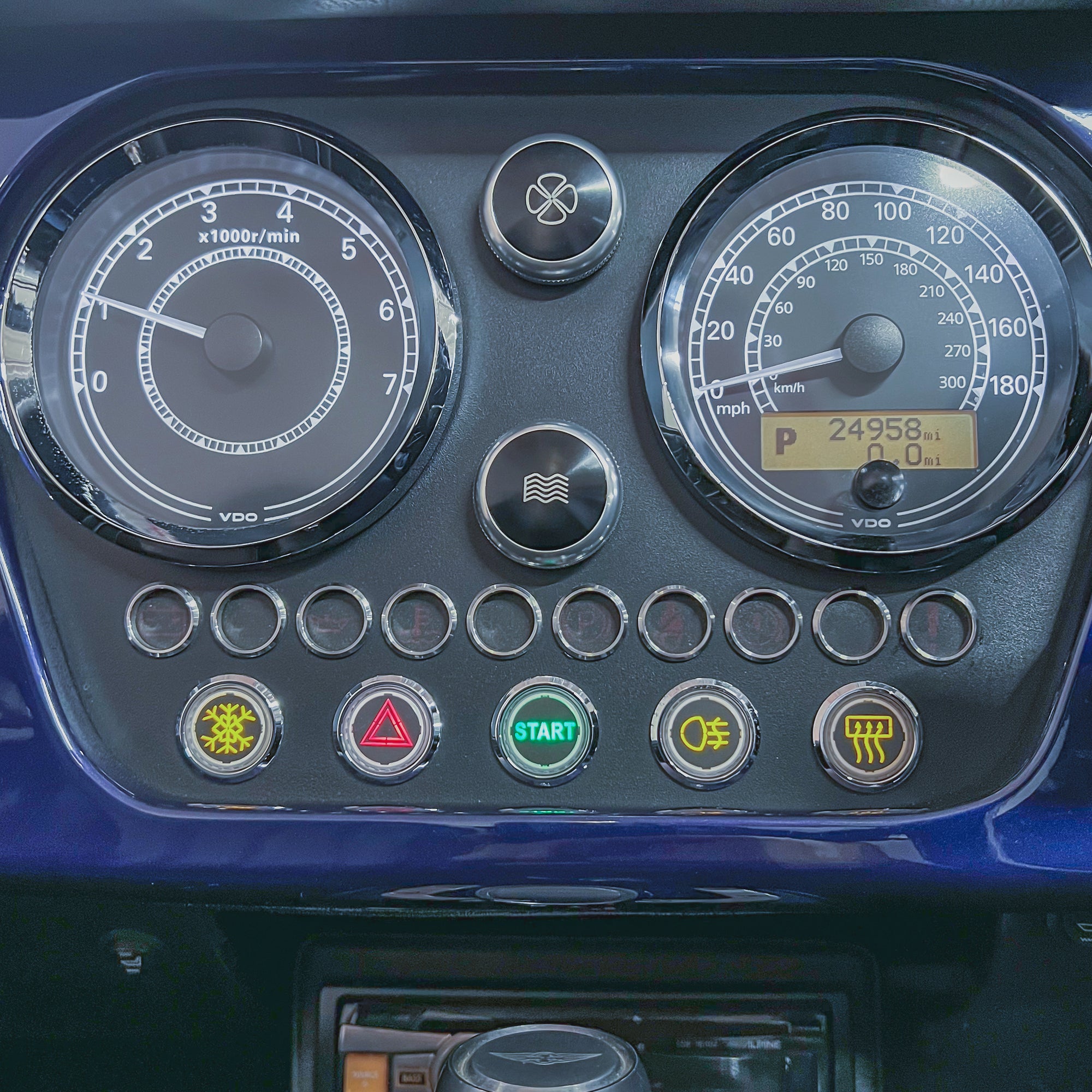 Morgan Plus 8 - Montreal Blue Pearl