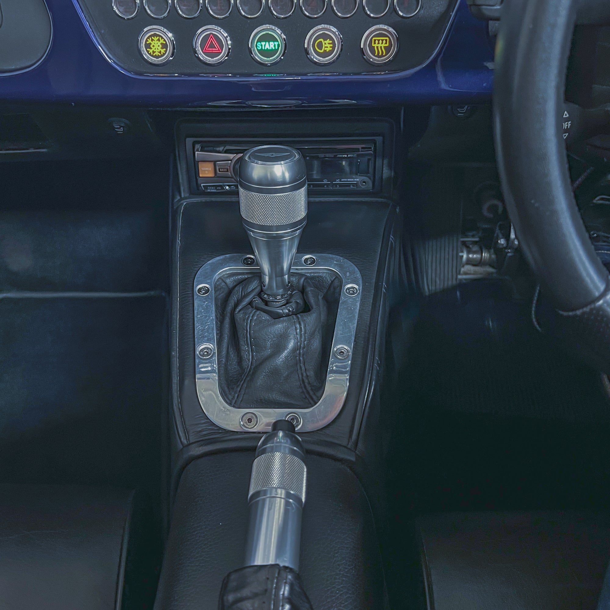 Morgan Plus 8 - Montreal Blue Pearl