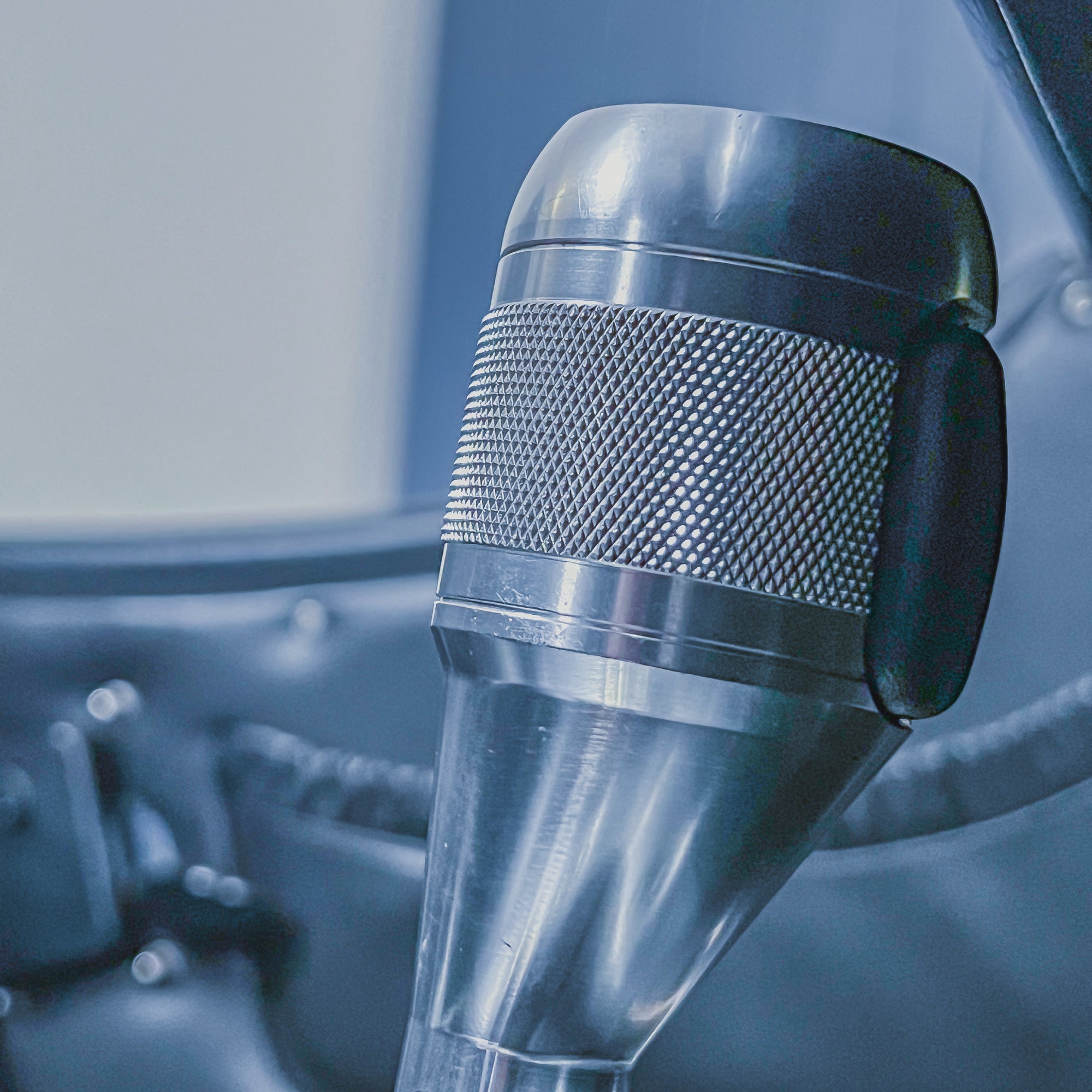 Morgan Plus 8 - Montreal Blue Pearl