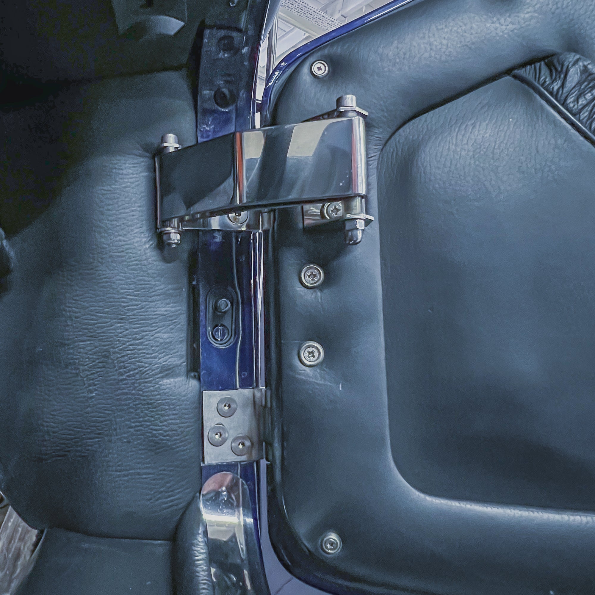 Morgan Plus 8 - Montreal Blue Pearl