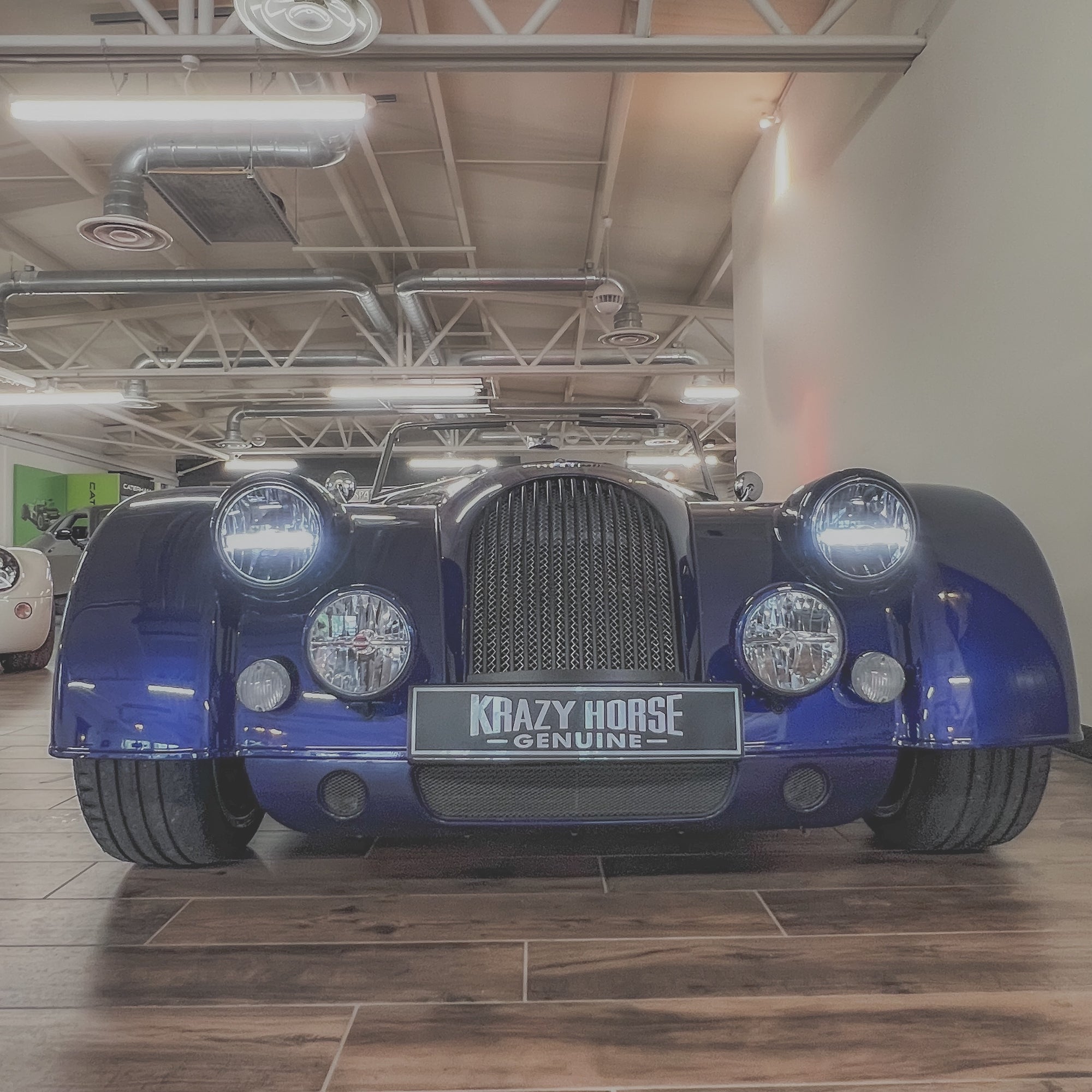 Morgan Plus 8 - Montreal Blue Pearl