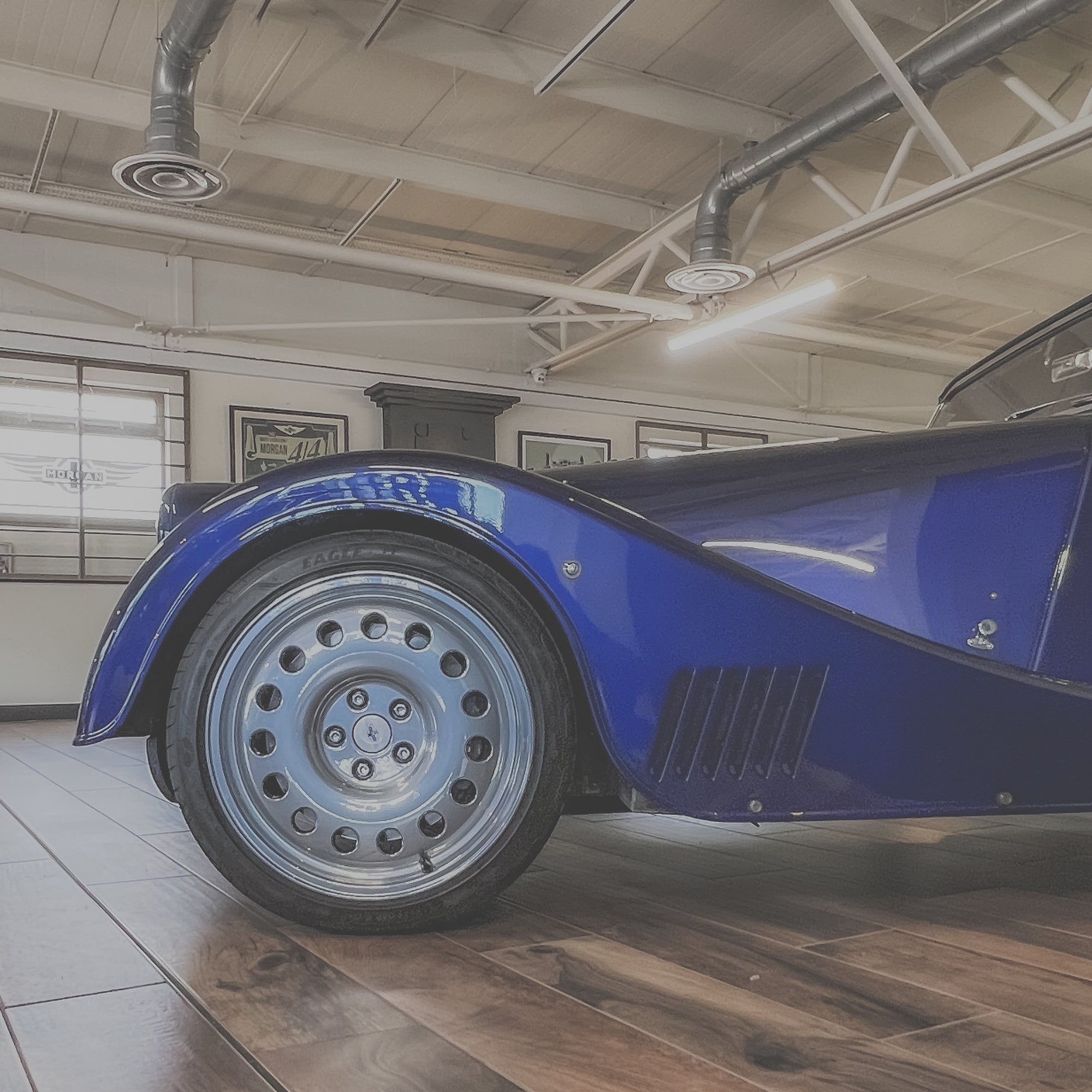 Morgan Plus 8 - Montreal Blue Pearl