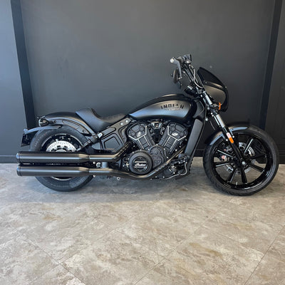 Indian Scout Rogue - Black Smoke Midnight