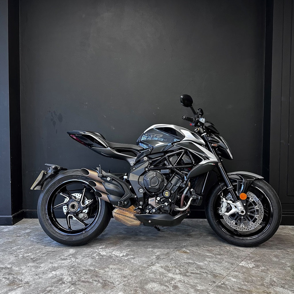 NEW YEAR EXCLUSIVE OFFER  - MV Agusta Brutale RR SCS - Ago Silver and Dark Metallic Grey - PreLoved