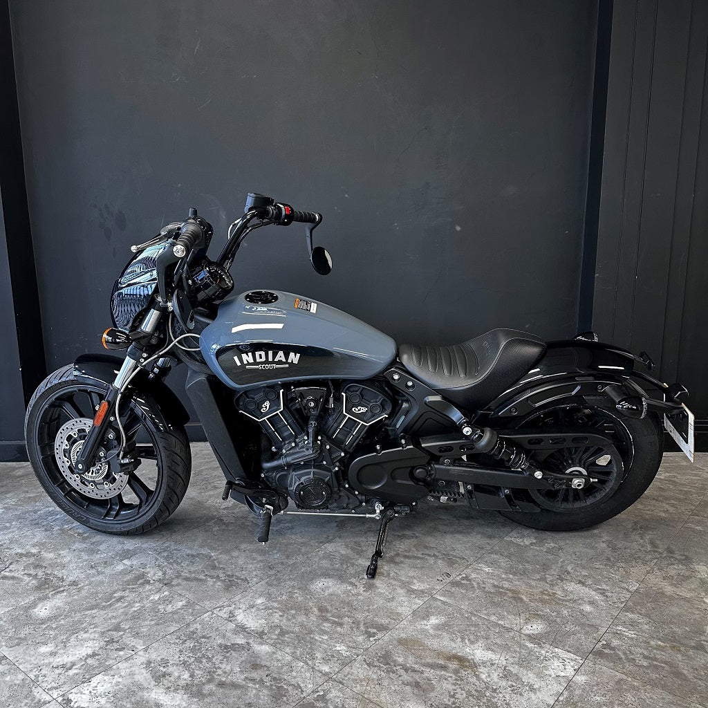 Indian Scout Rogue - Stealth Grey - PreLoved