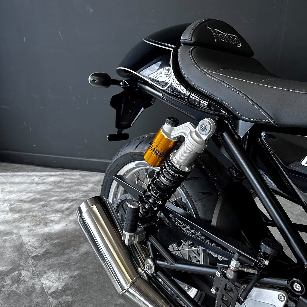 Norton Commando 961 CR - Matrix Black