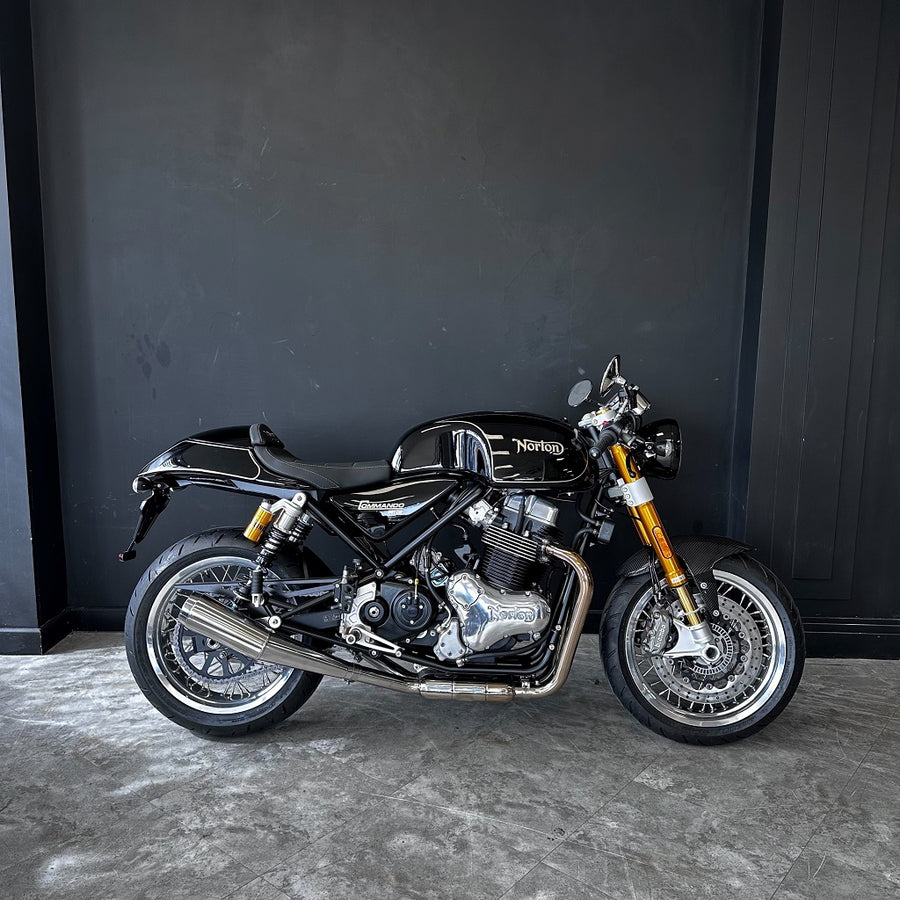 Norton Commando 961 CR - Matrix Black