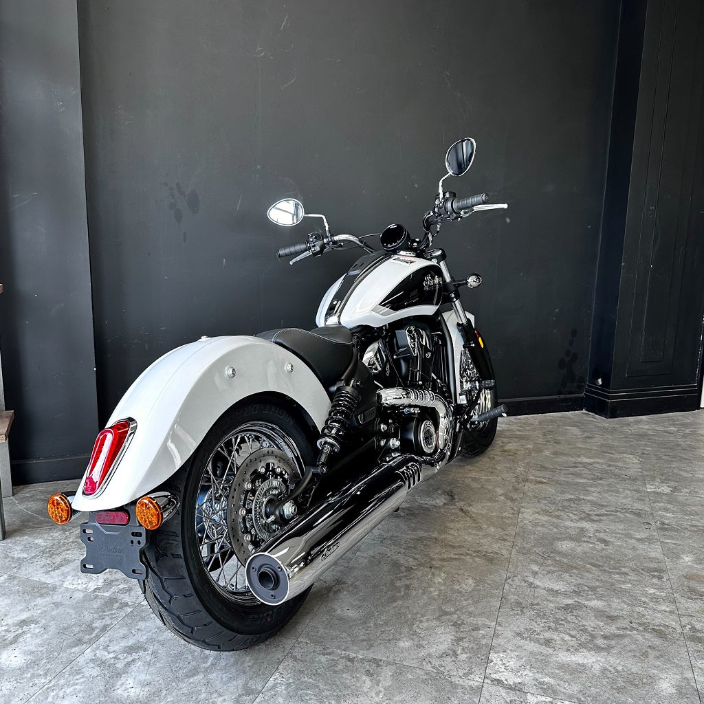 Indian Scout Classic Limited + Tech - Ghost White Metallic